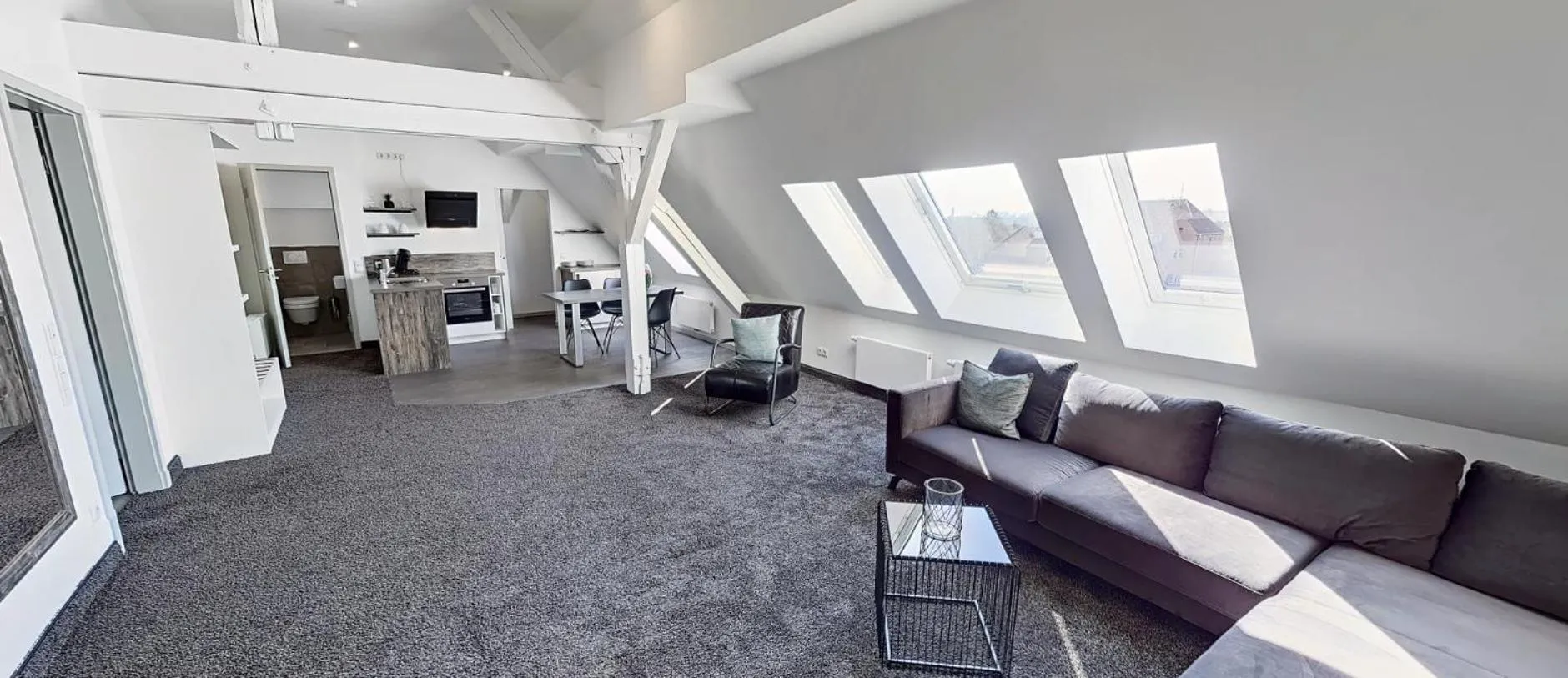 TV and multimedia in Boardinghouse Emden