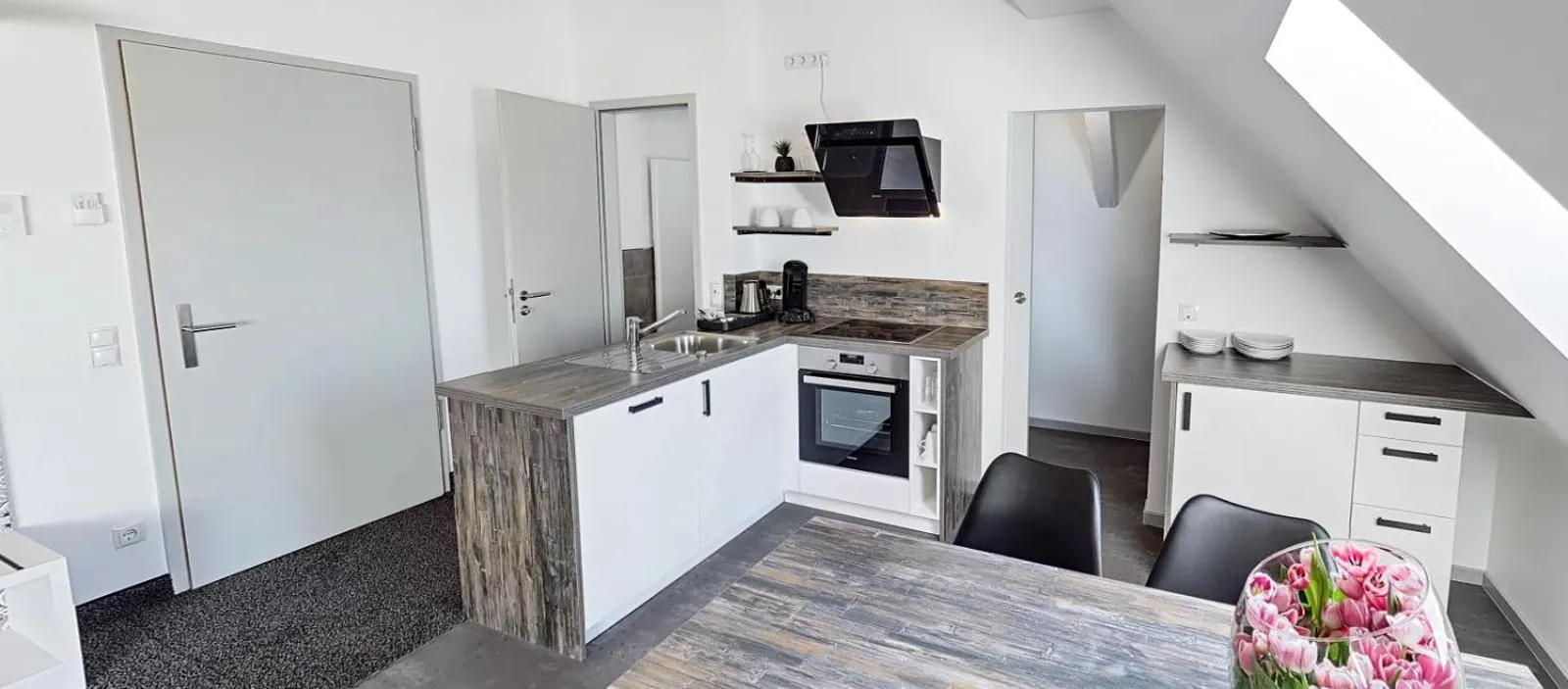 Kitchen or kitchenette in Boardinghouse Emden