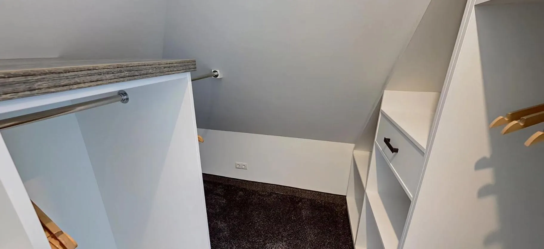 wardrobe in Boardinghouse Emden