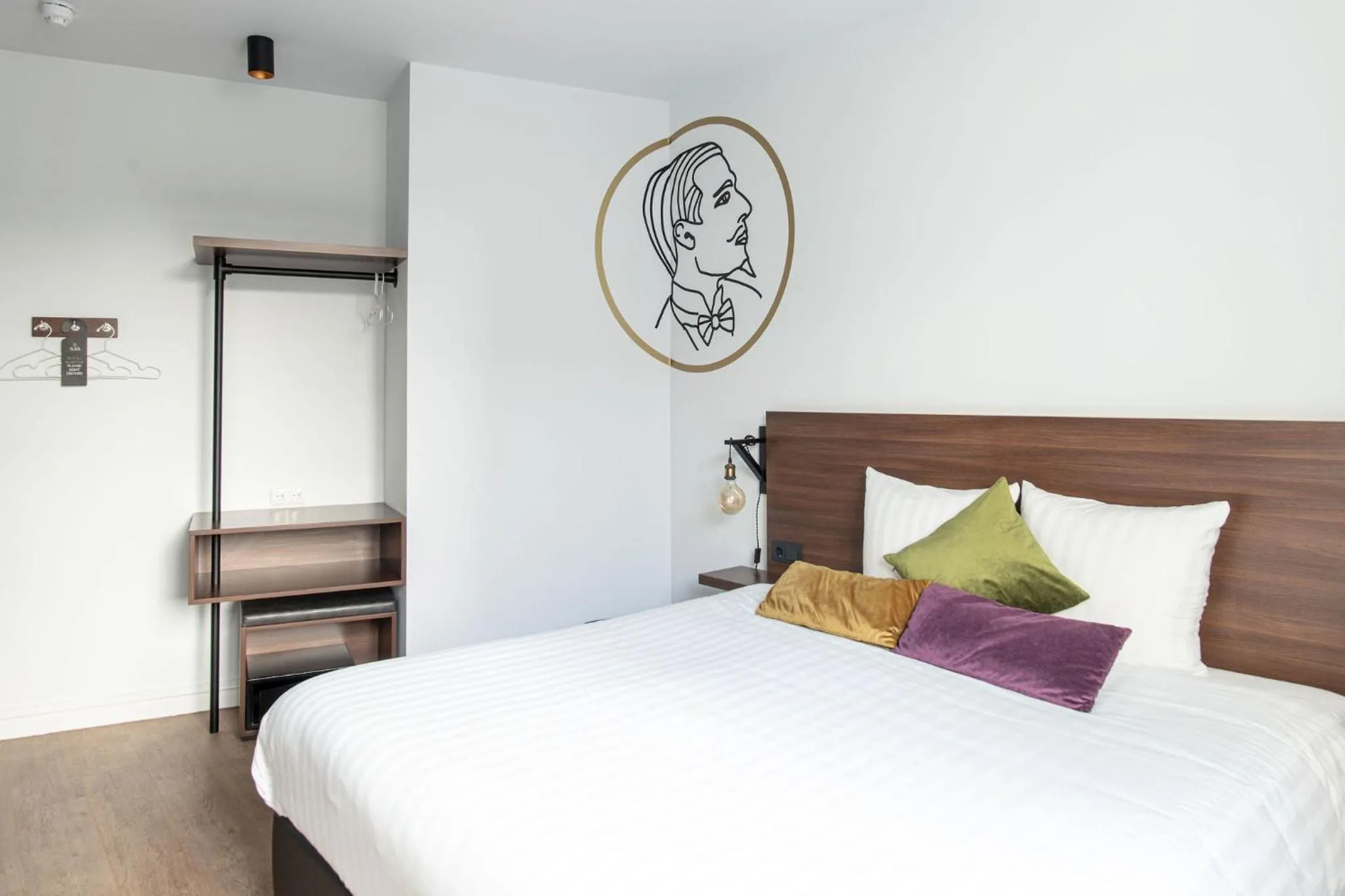 Photo of the whole room, Bed in Alex Maastricht