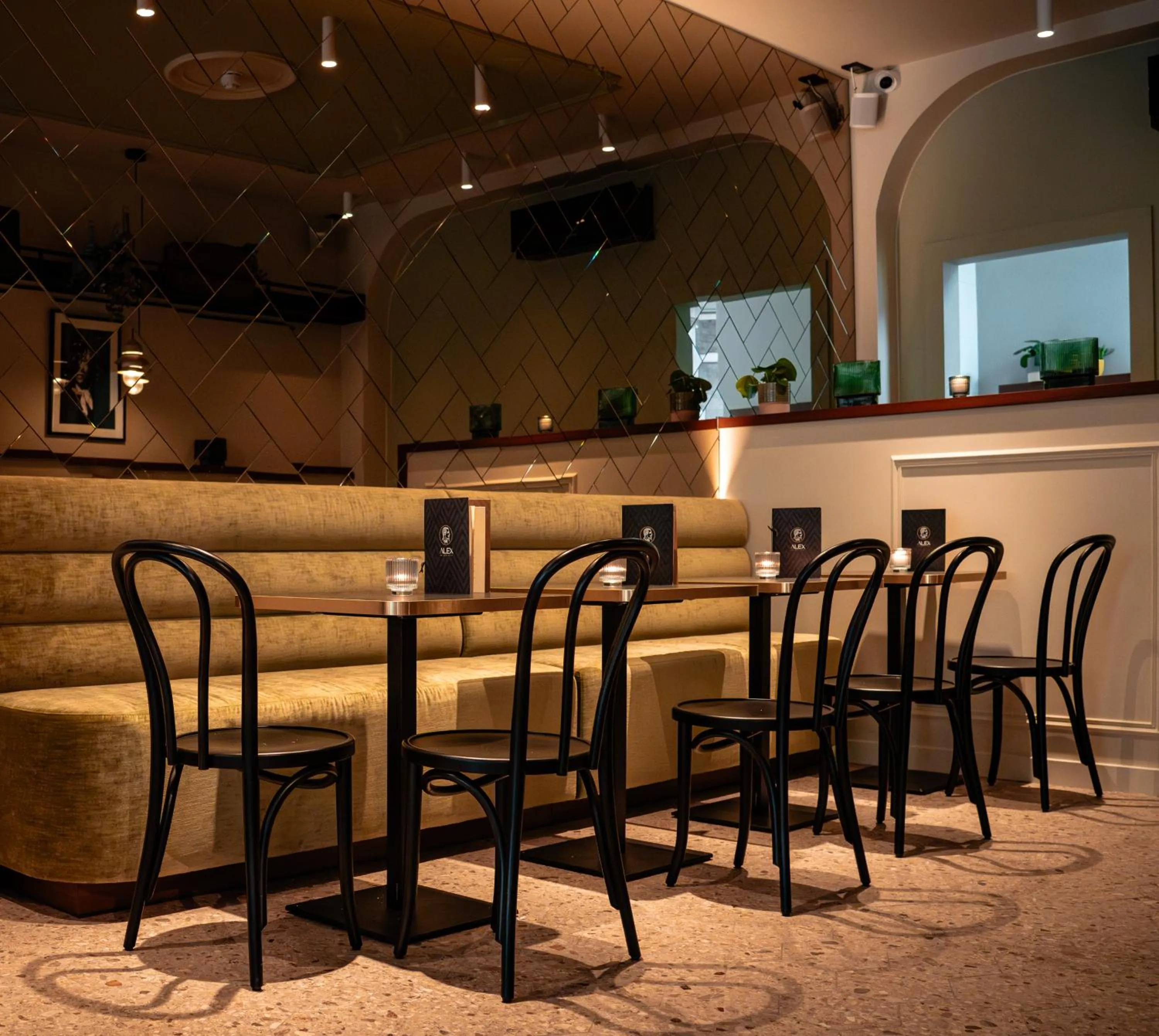 Restaurant/places to eat in Alex Maastricht