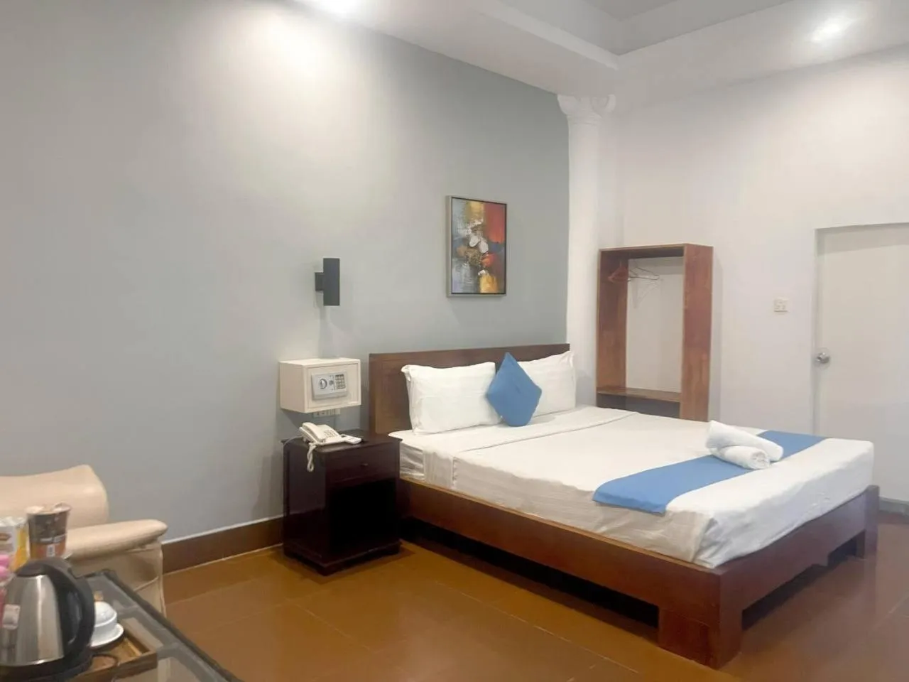 City view, Bed in Best Central Point Hotel