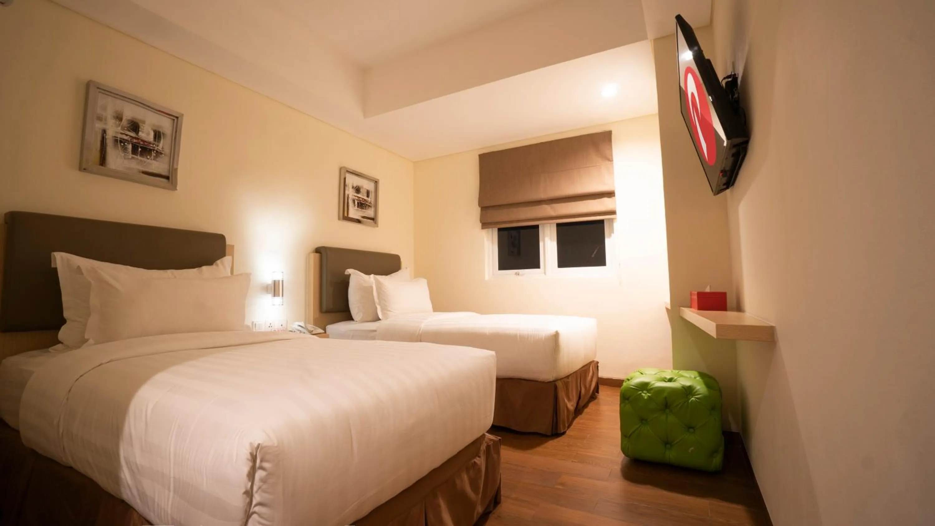 Bed in d'primahotel Airport Jakarta 2