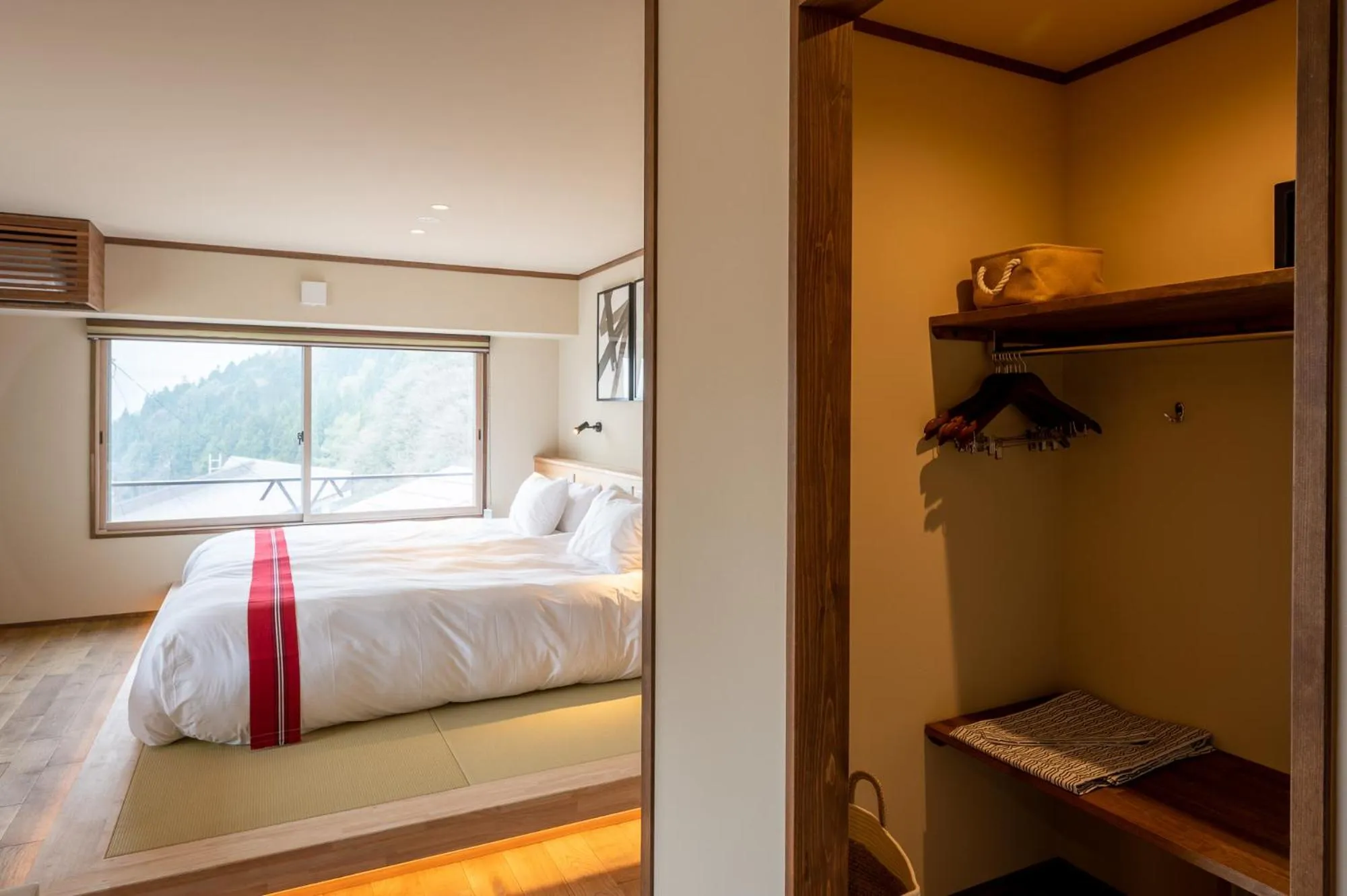 View (from property/room), Bed in Kawamotoya