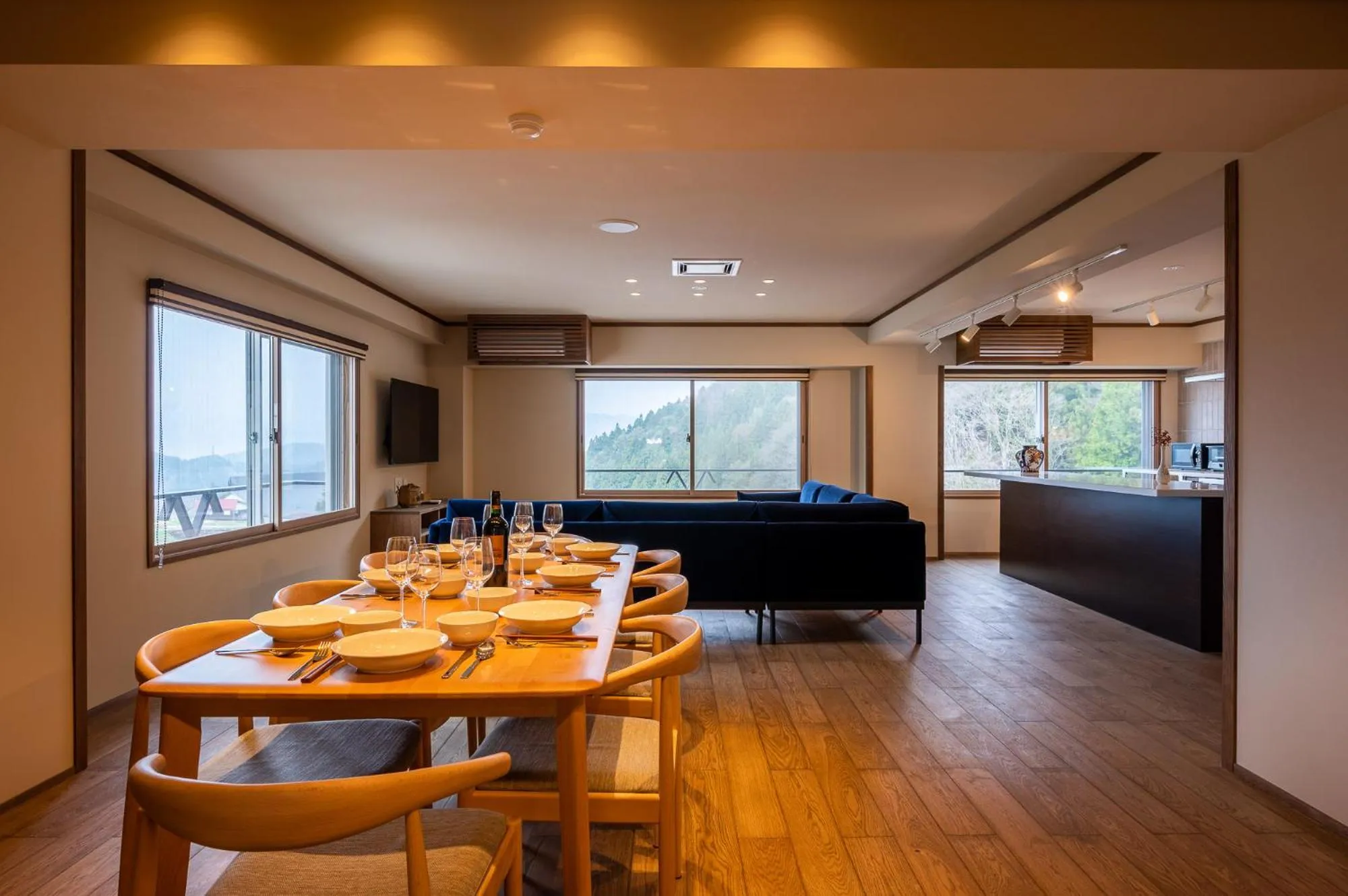 Dining area in Kawamotoya