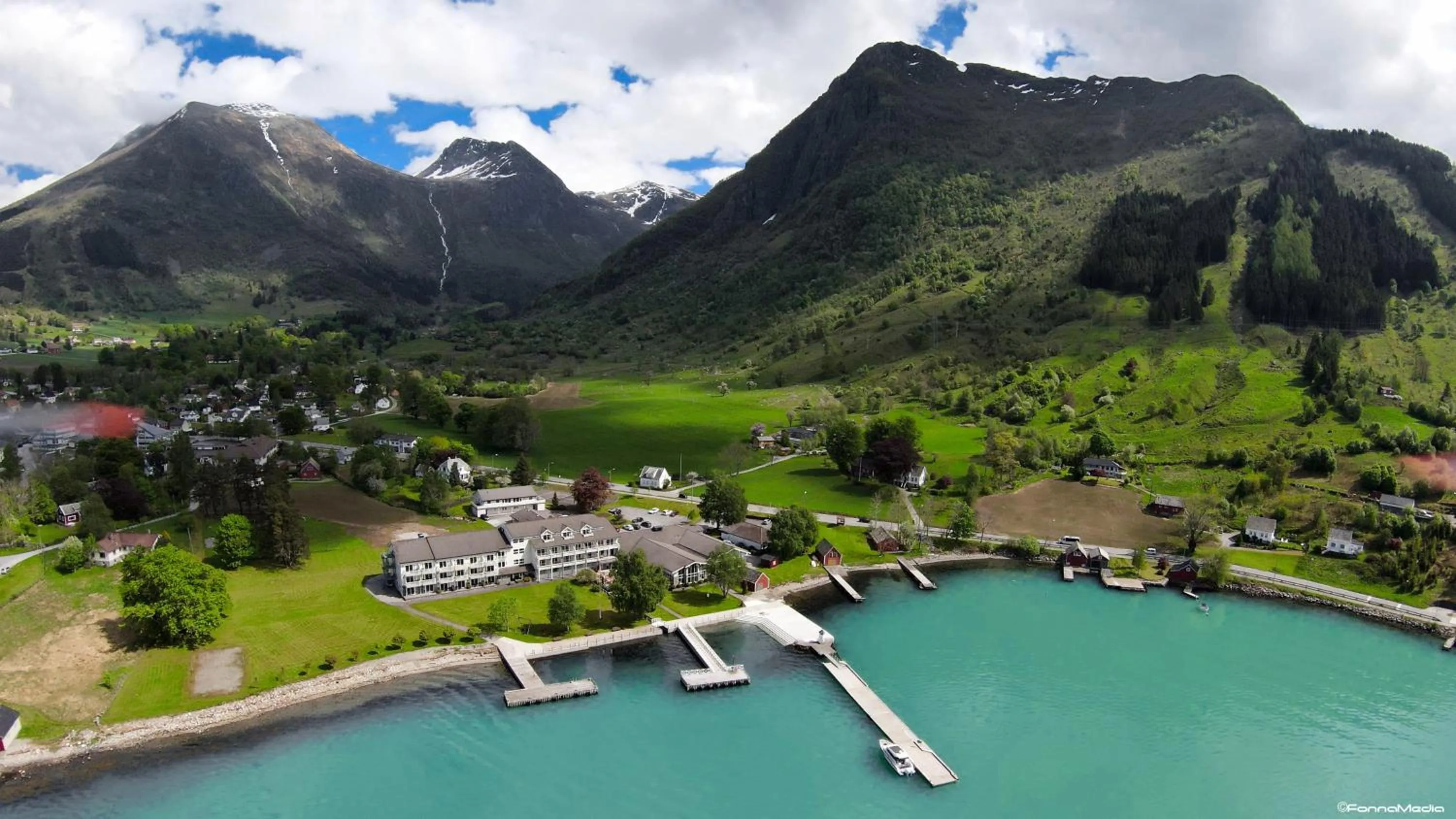 Property building in Rosendal Fjordhotel