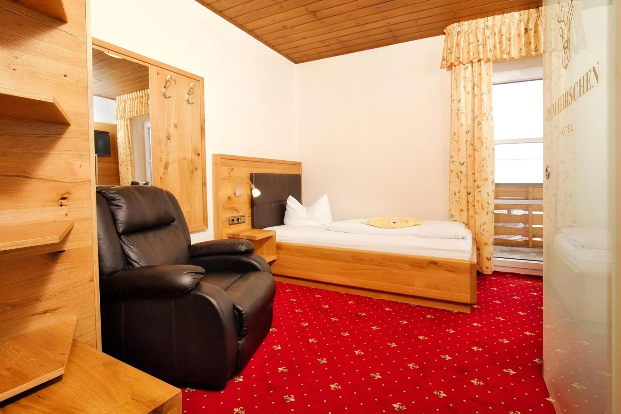 Photo of the whole room, Bed in Hotel zum Hirschen