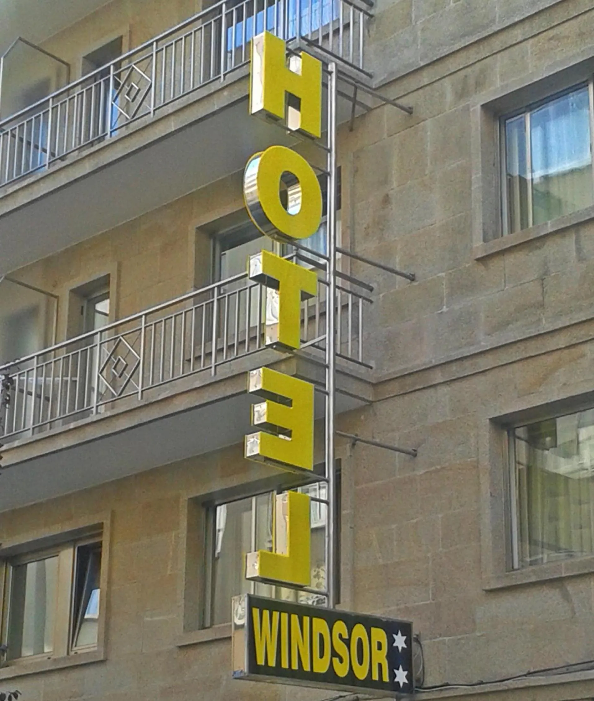 Property building in Hotel Windsor