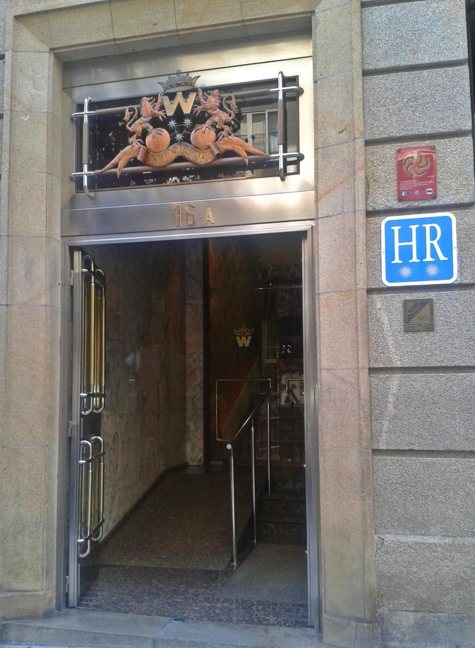 Facade/entrance in Hotel Windsor