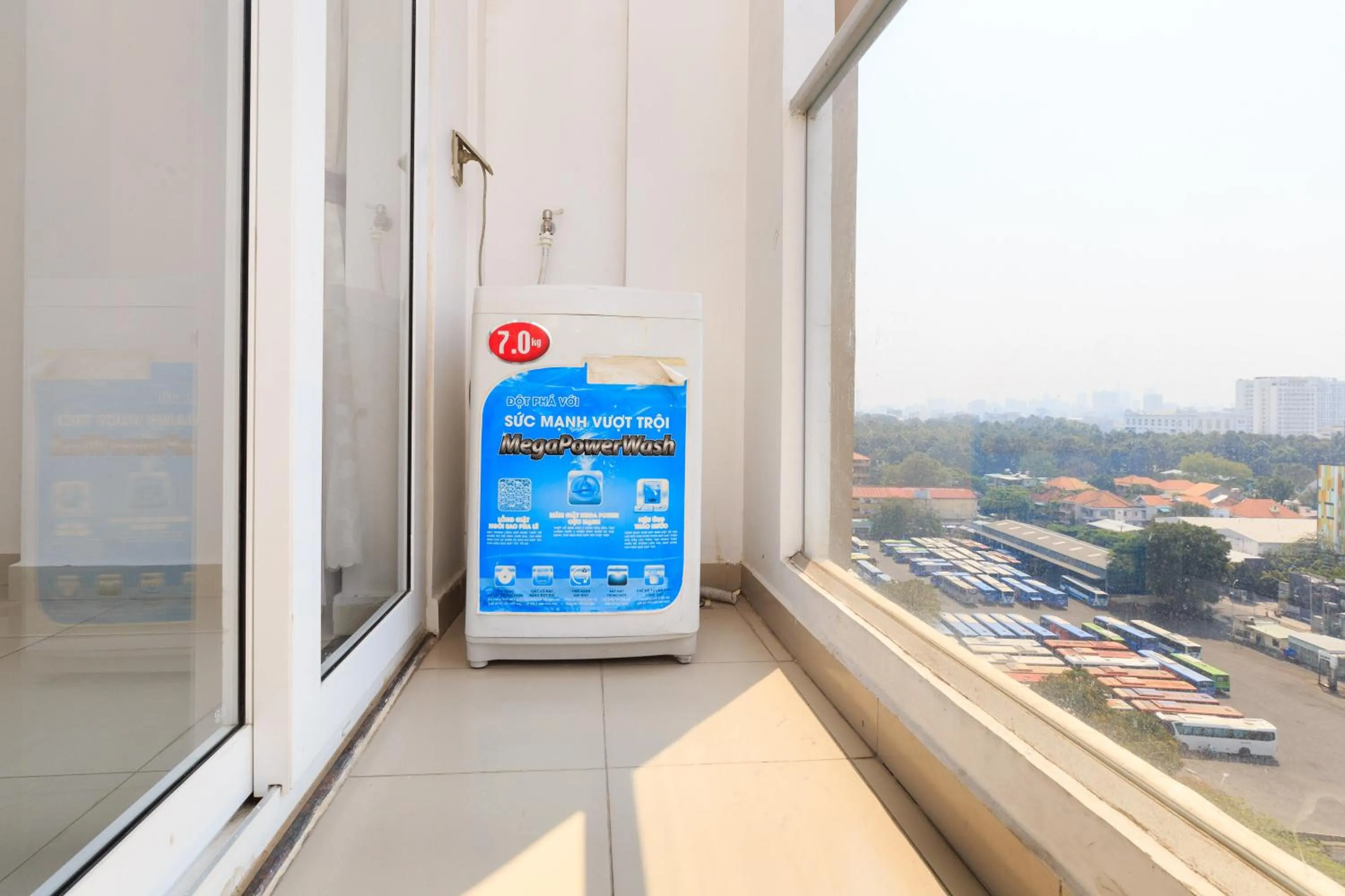 Sky Center Near Airport