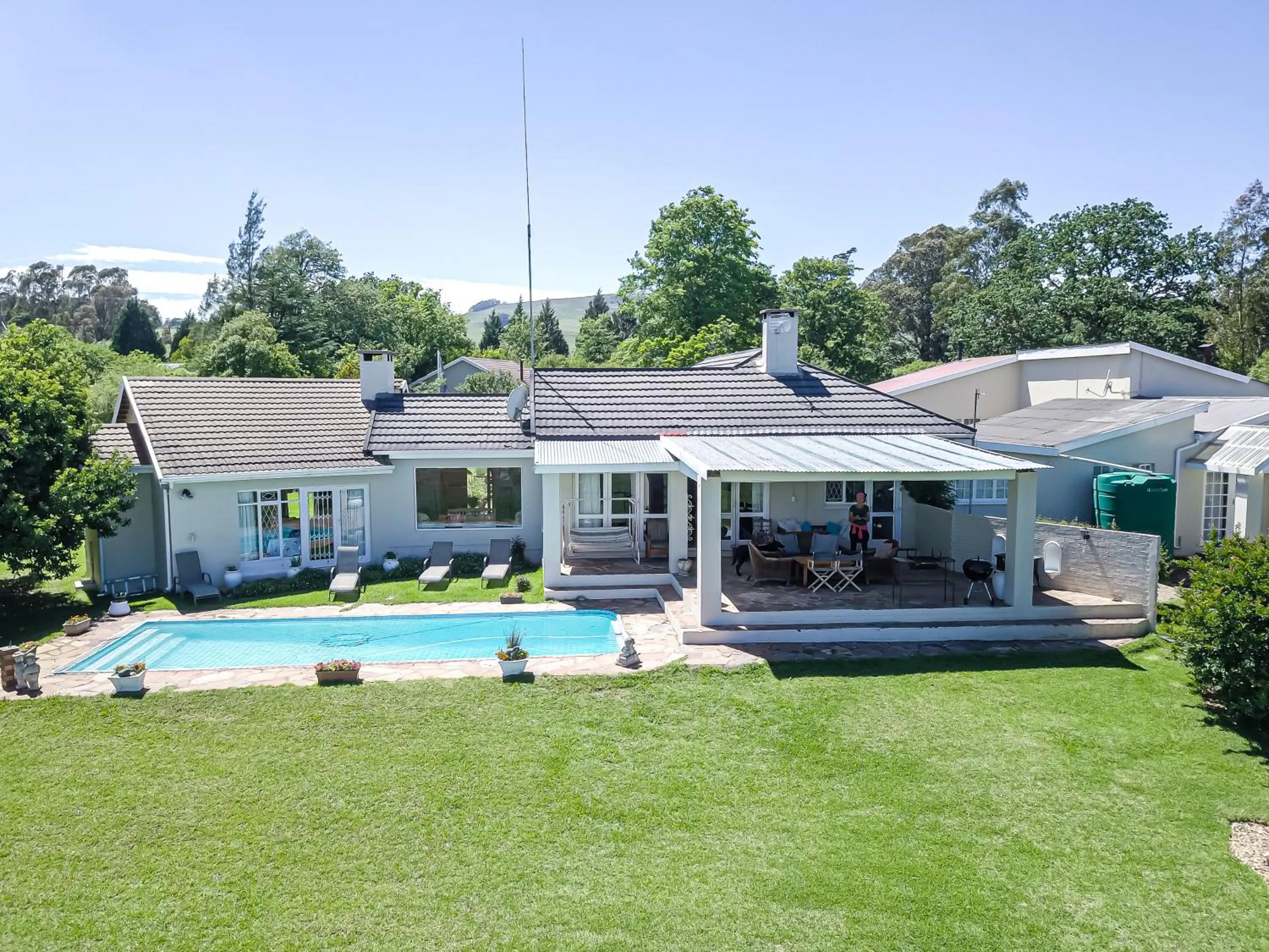 Property building in Dunroamin Bed and Breakfast