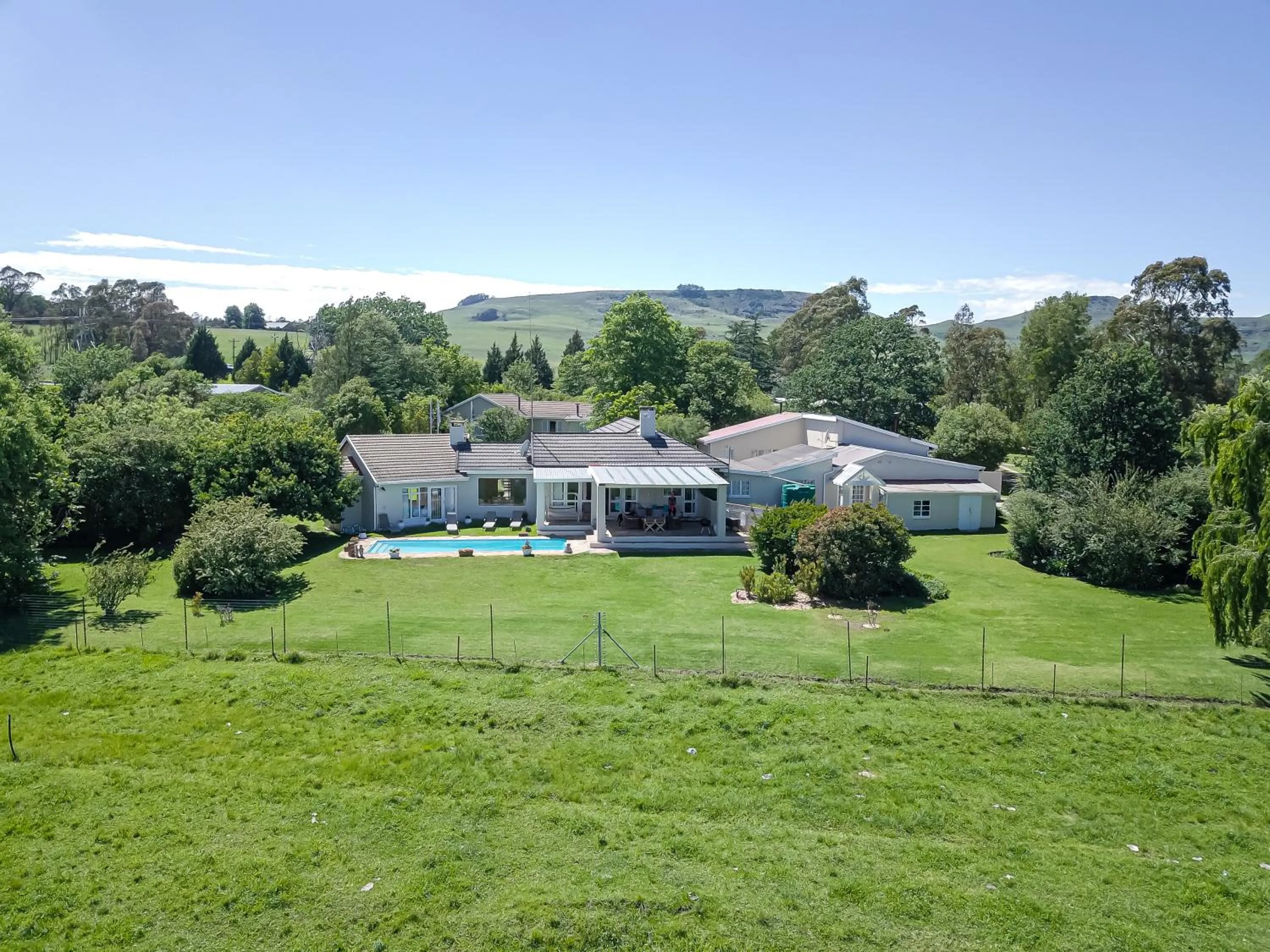 Property building in Dunroamin Bed and Breakfast