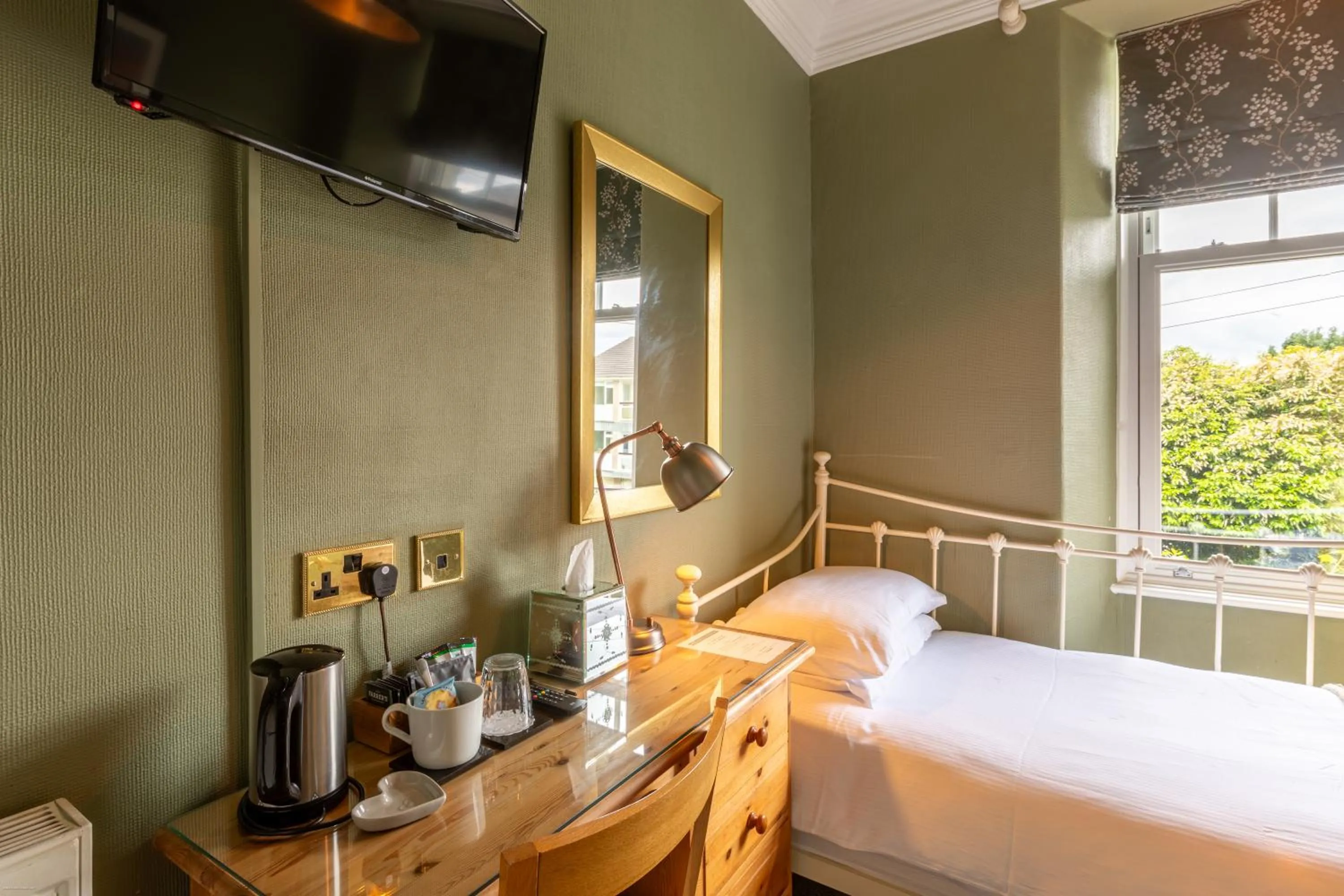 Coffee/tea facilities, Bed in Oakfold House