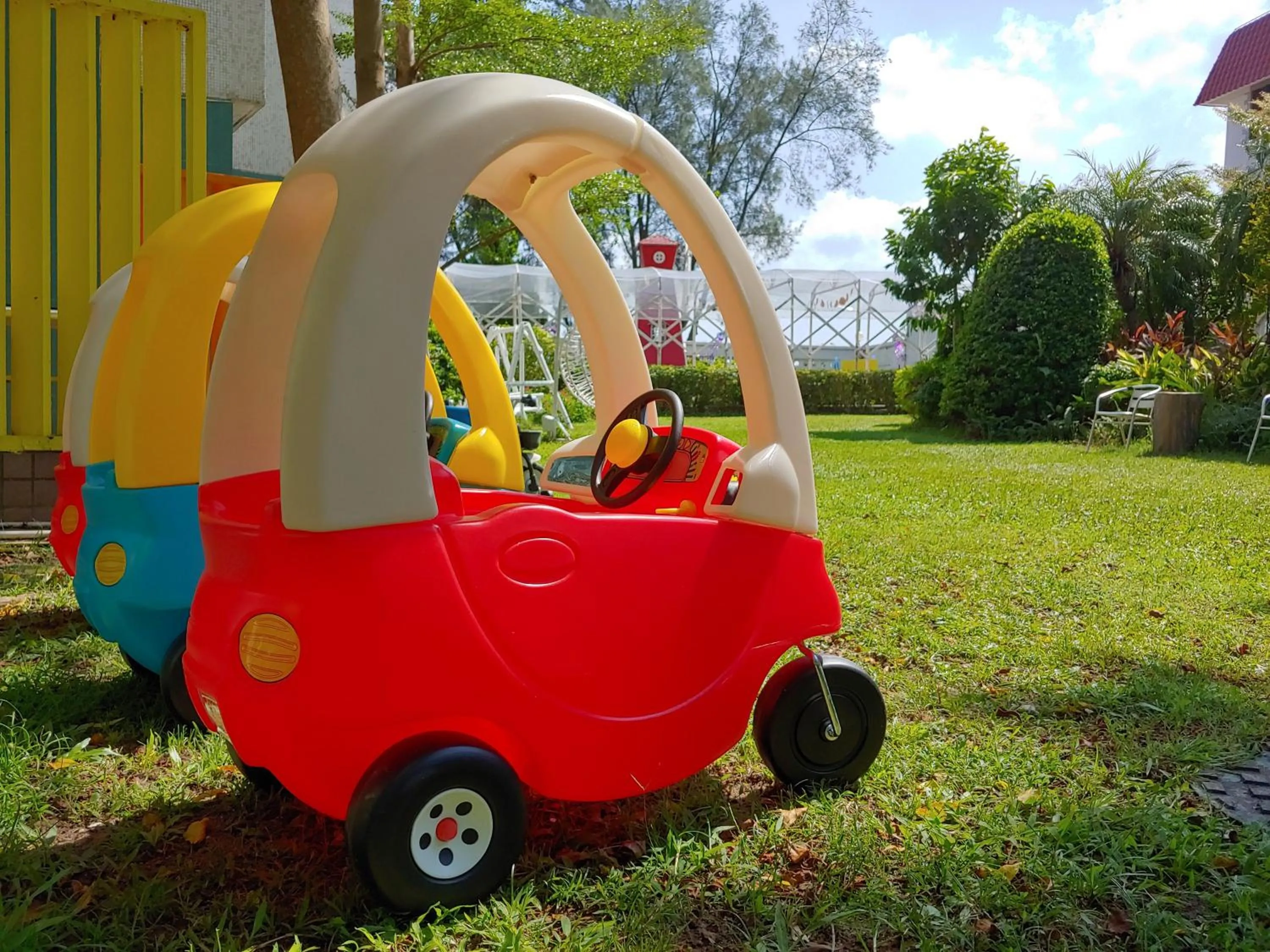 children in Silvermine Beach Resort