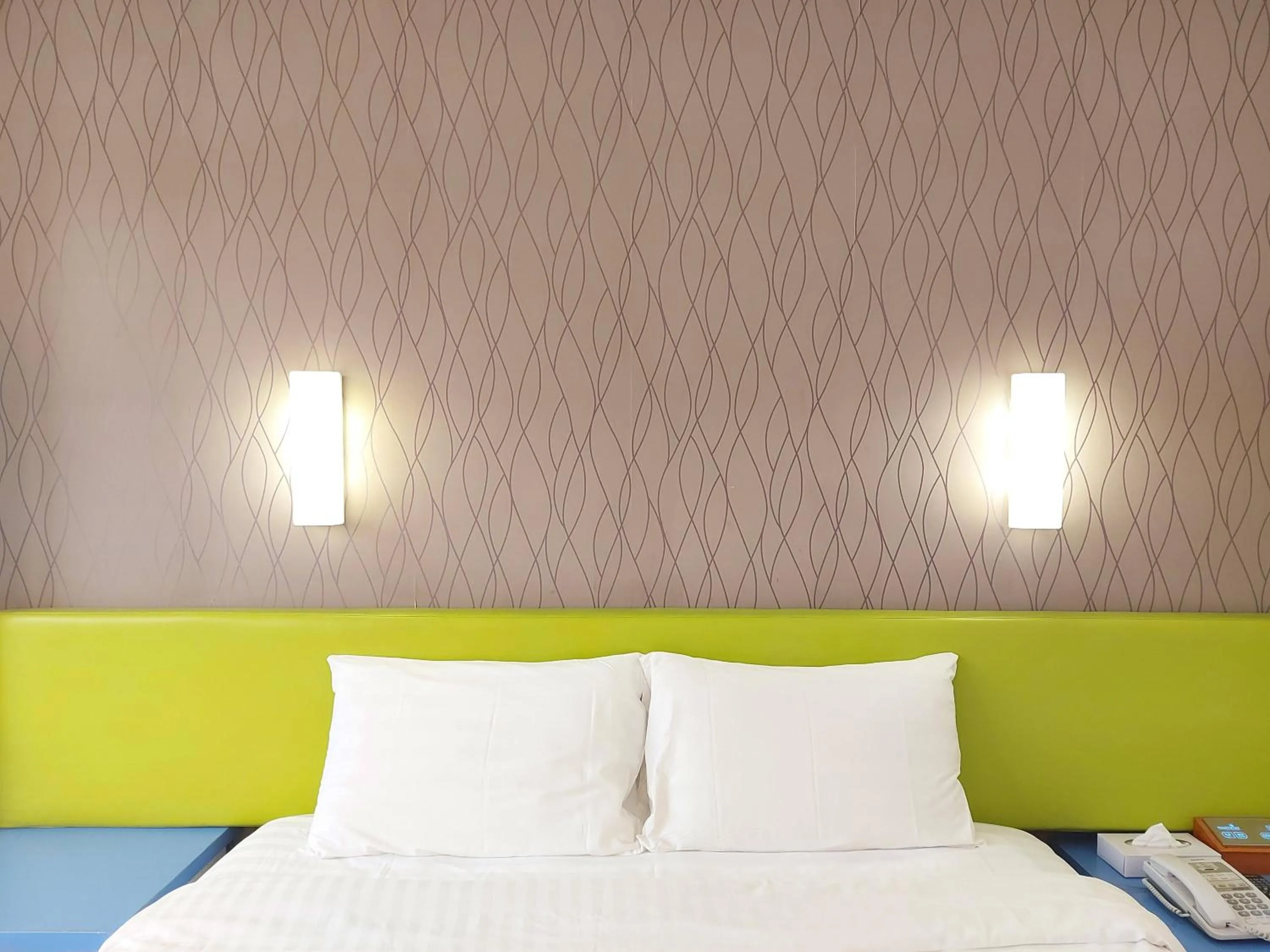 Photo of the whole room, Bed in Silvermine Beach Resort