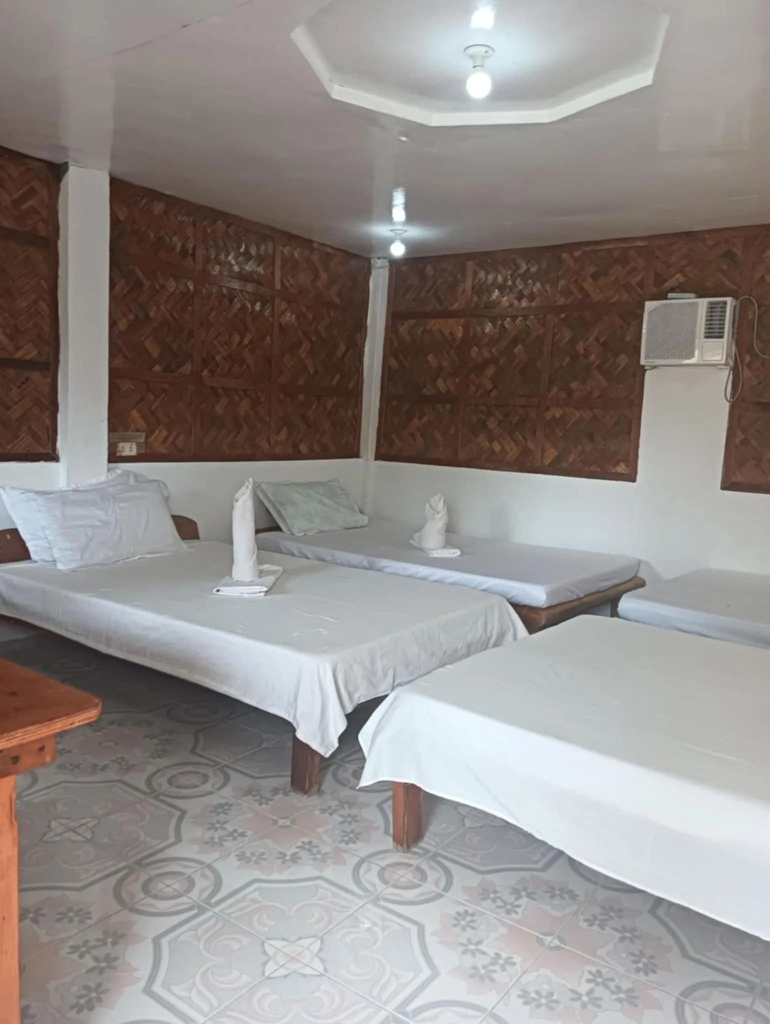 Bed in Magindara Guesthouse