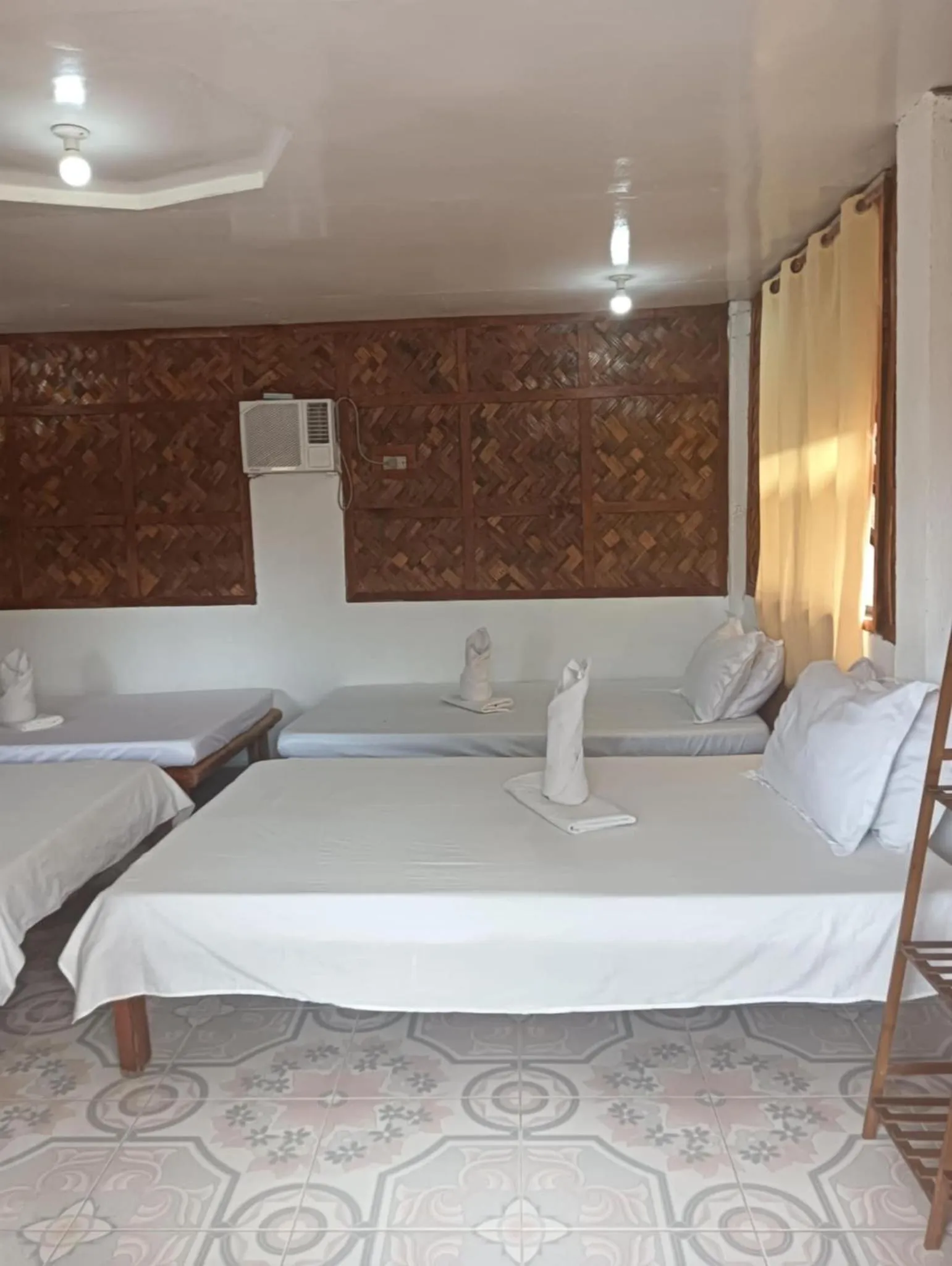 Bed in Magindara Guesthouse