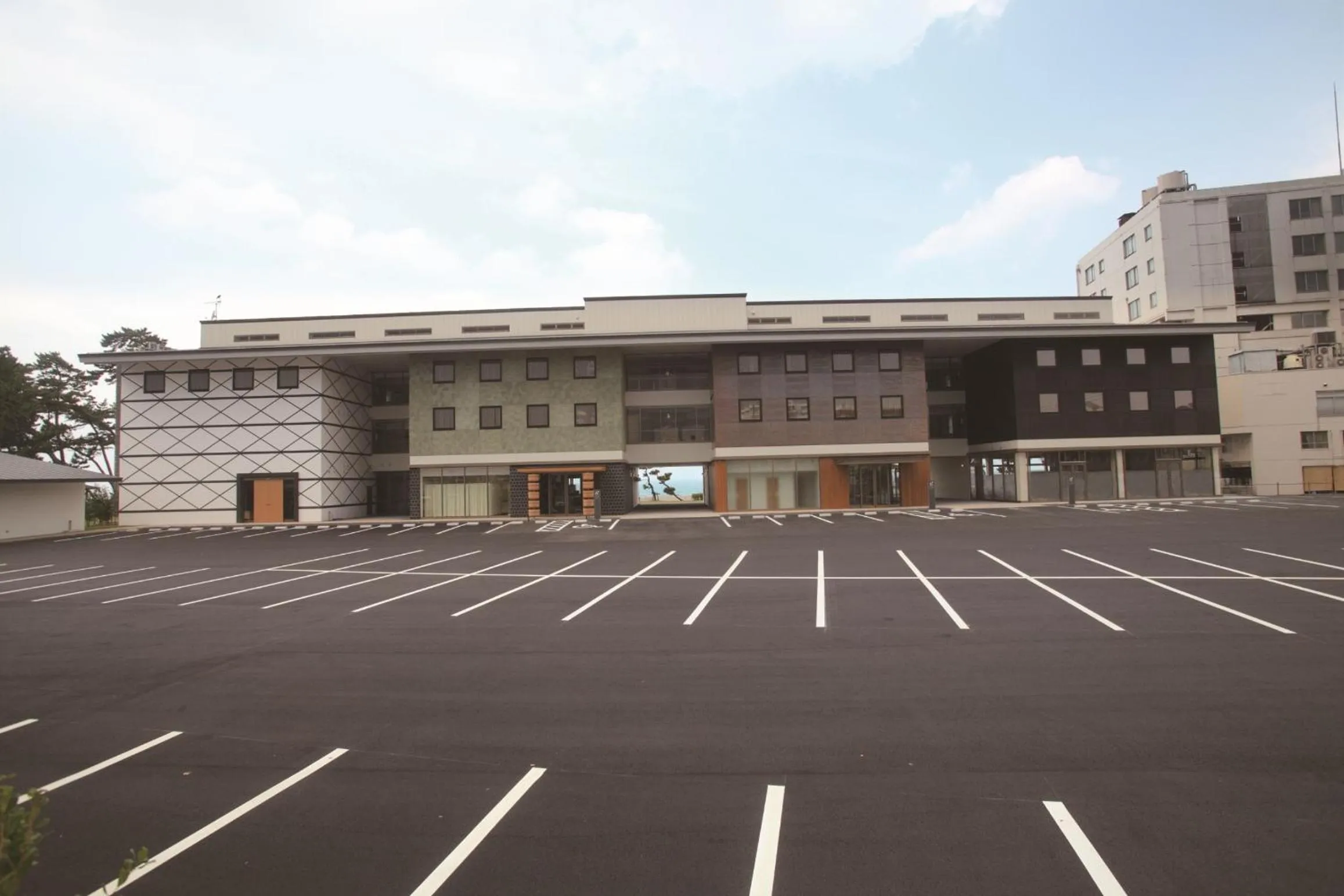 Property building in Bayside Square Kaike Hotel