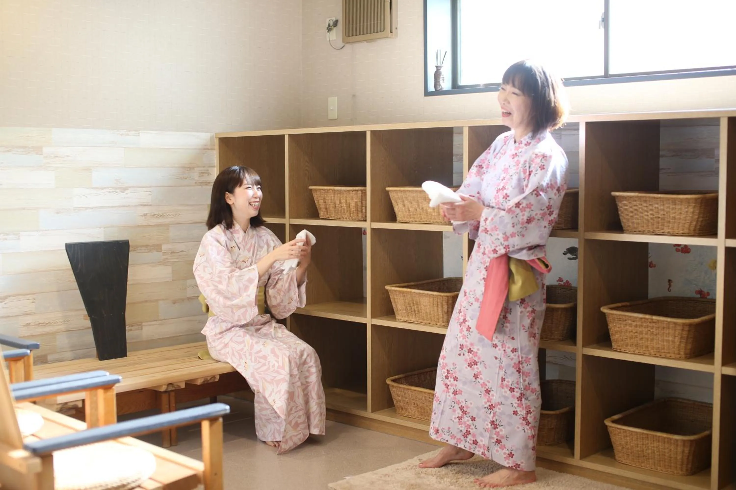 Hot Spring Bath in Kaichoen