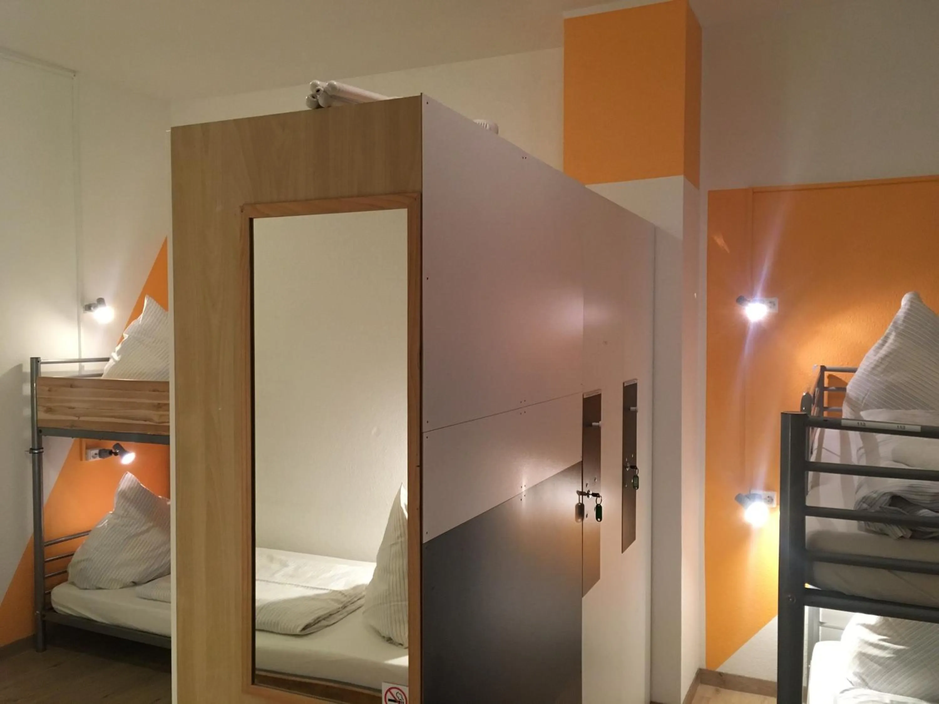 Photo of the whole room, Bed in Hostel Gästehaus Kaiserpassage- Ihr Cityhostel