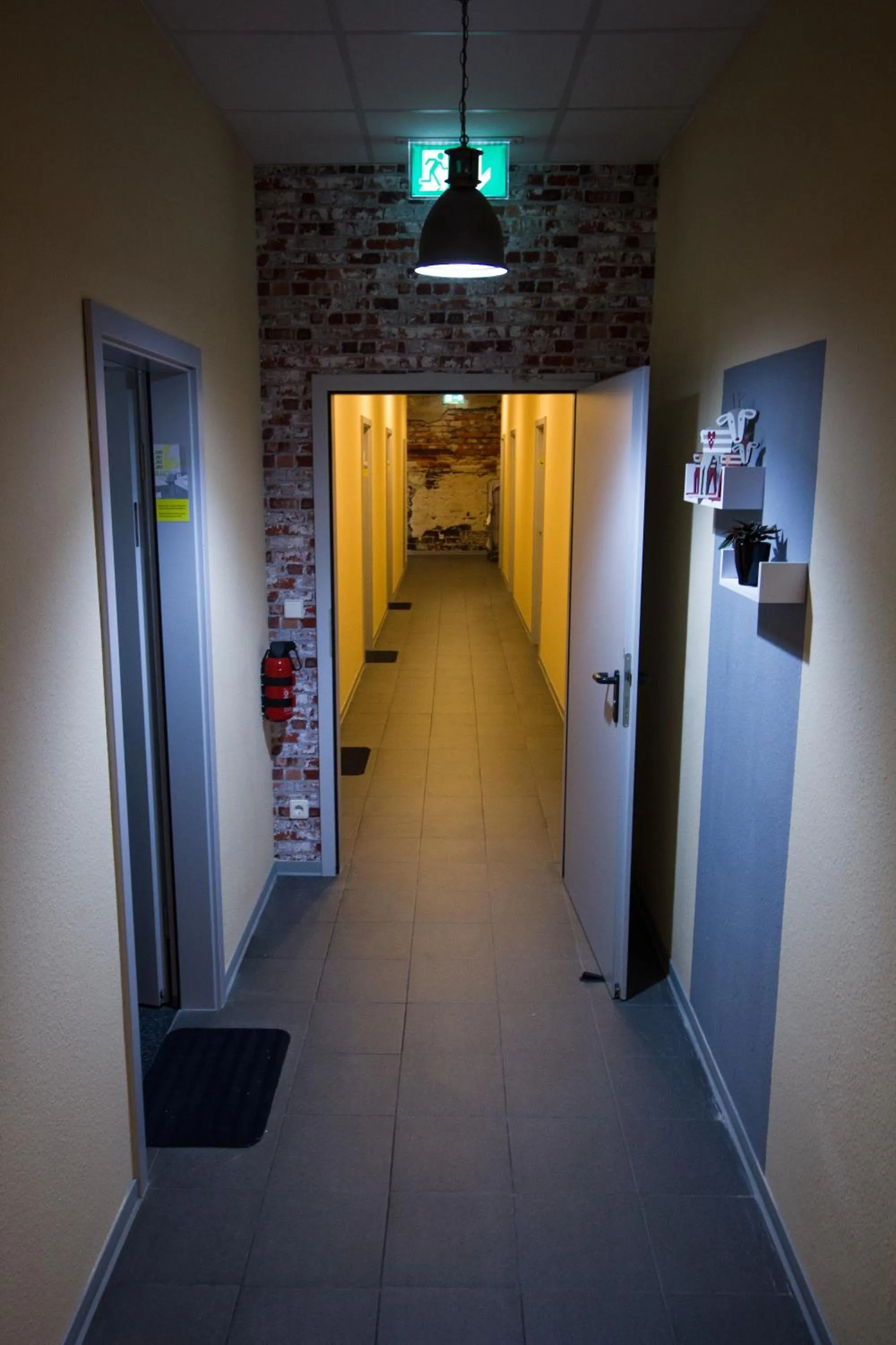 Property building in Hostel Gästehaus Kaiserpassage- Ihr Cityhostel