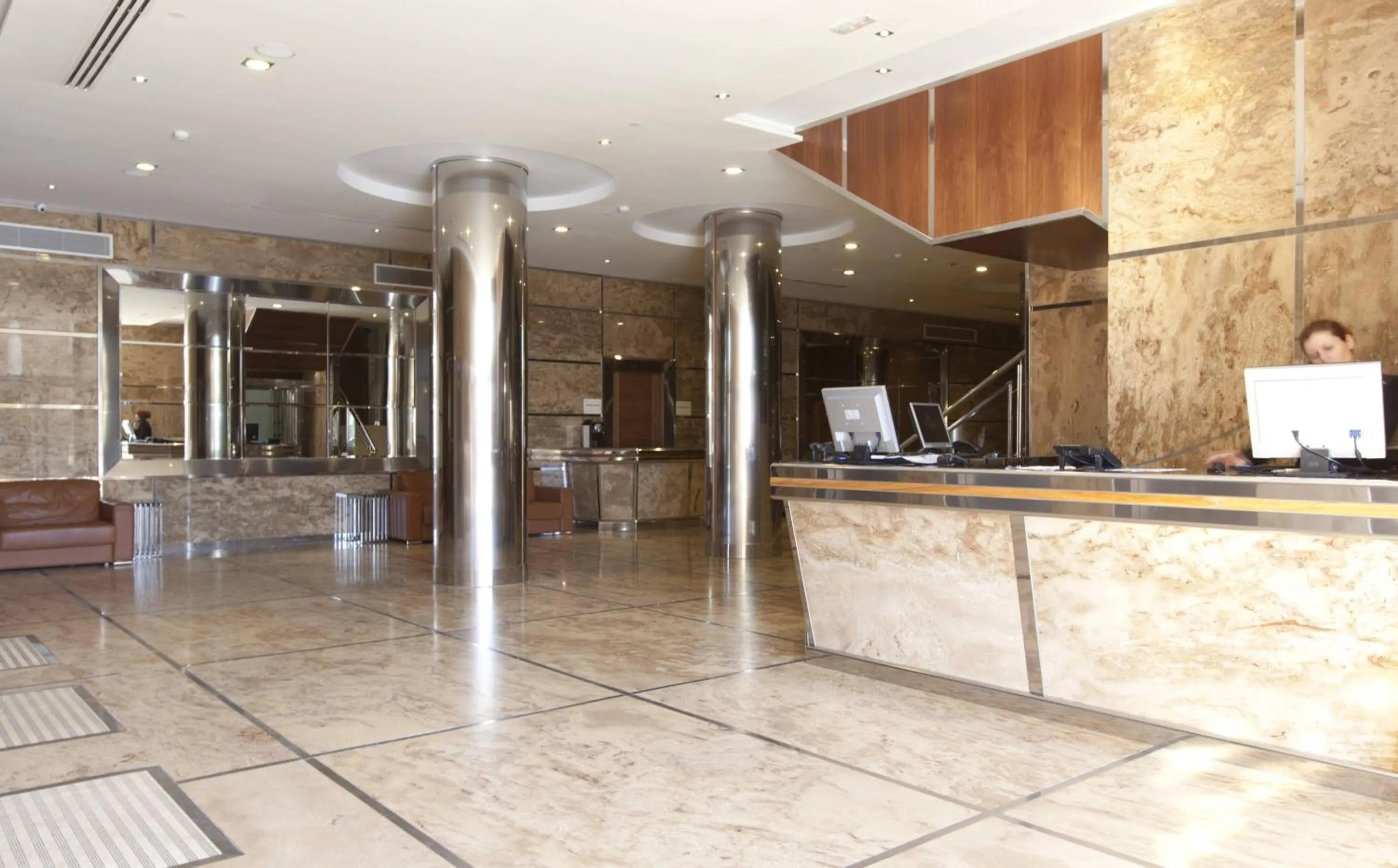 Lobby or reception in Gran Hotel Corona Sol