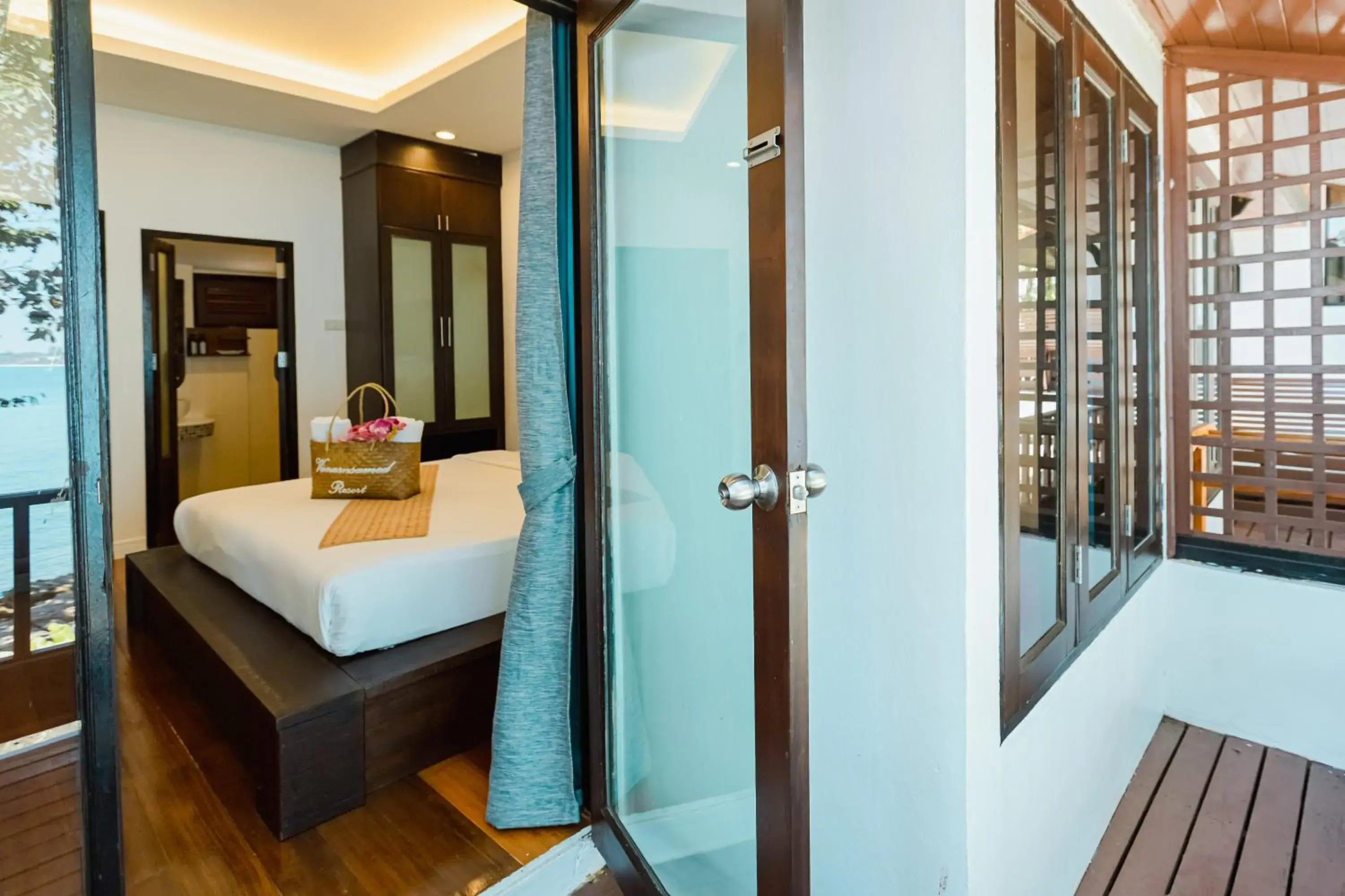 Queen Room with Sea View in Vimarn Samed Resort Queen Room with Sea View in Vimarn Samed Resort