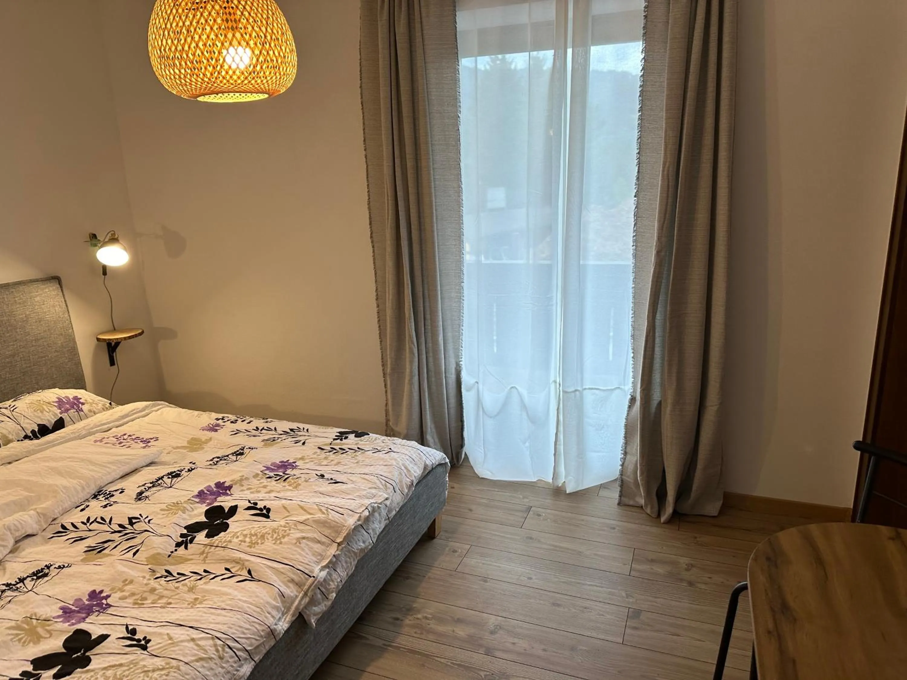 Photo of the whole room, Bed in Dolomites Smart Holidays