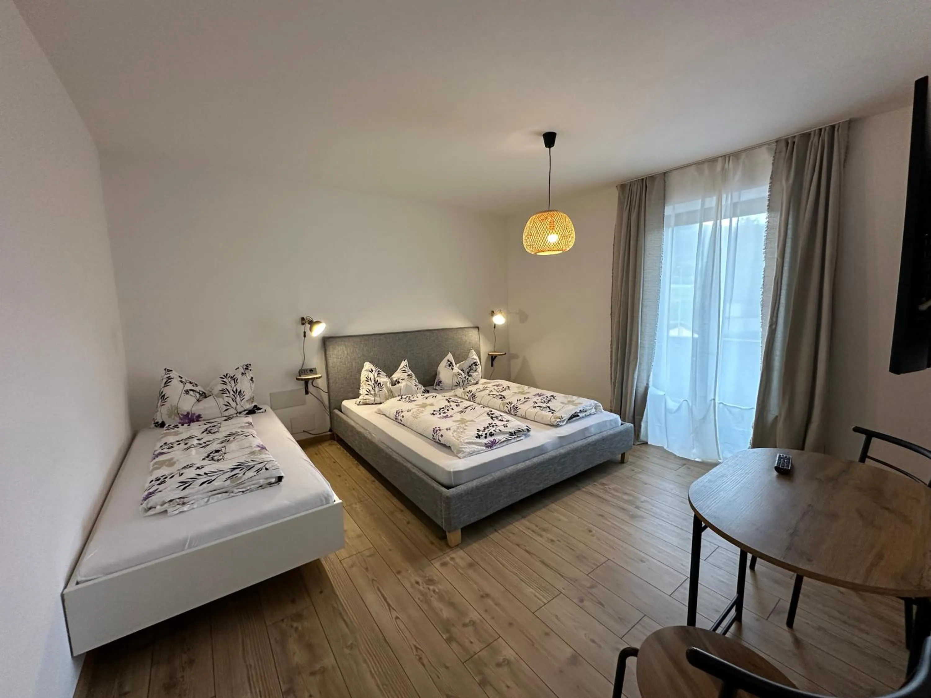 Bedroom, Bed in Dolomites Smart Holidays