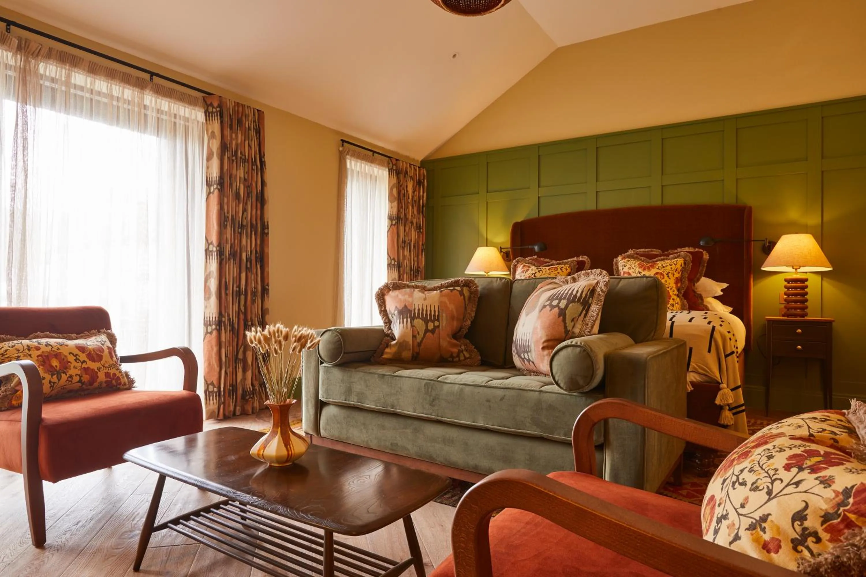 Seating area, Bed in Rothay Manor Hotel