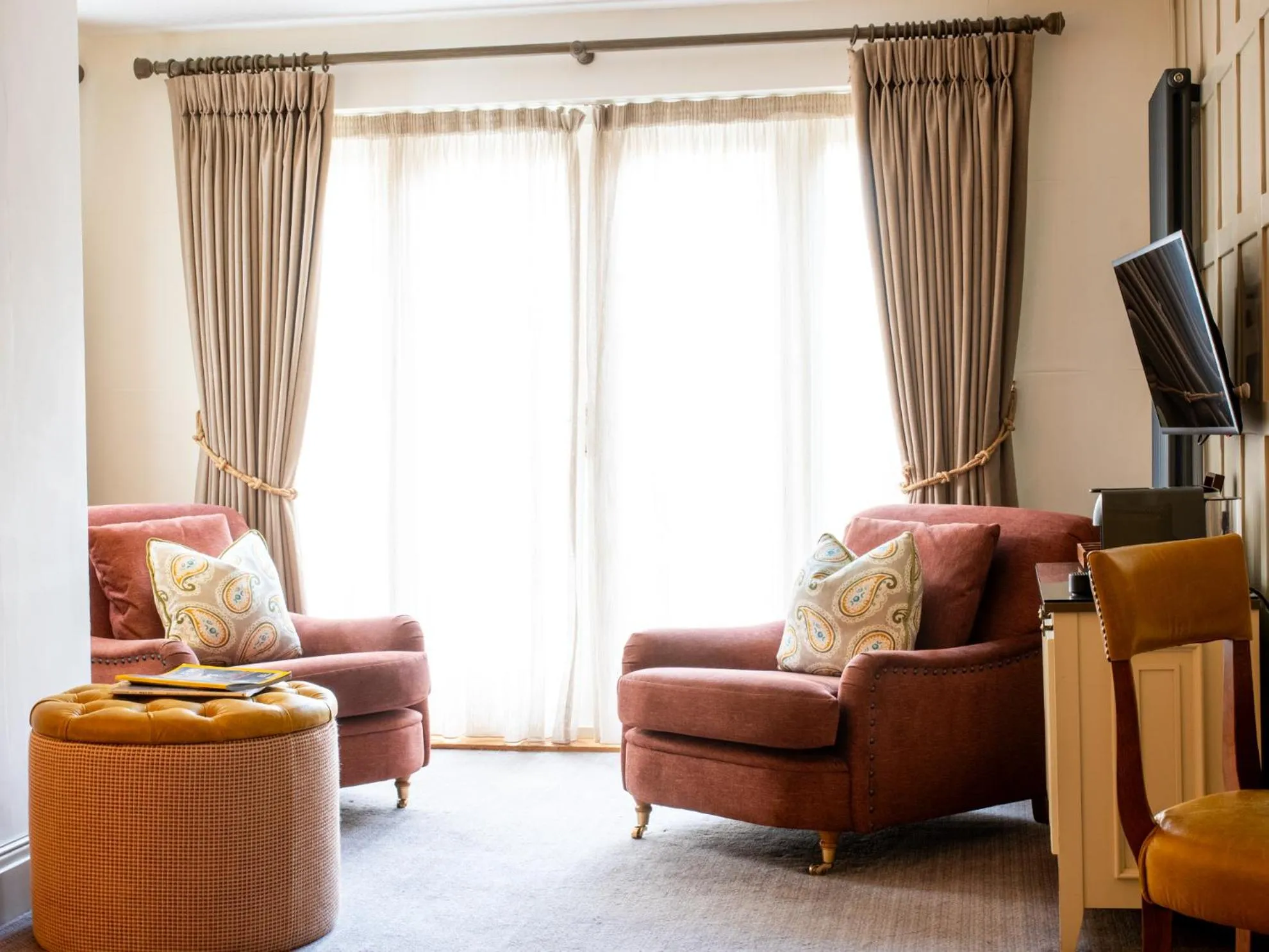 TV and multimedia in Rothay Manor Hotel