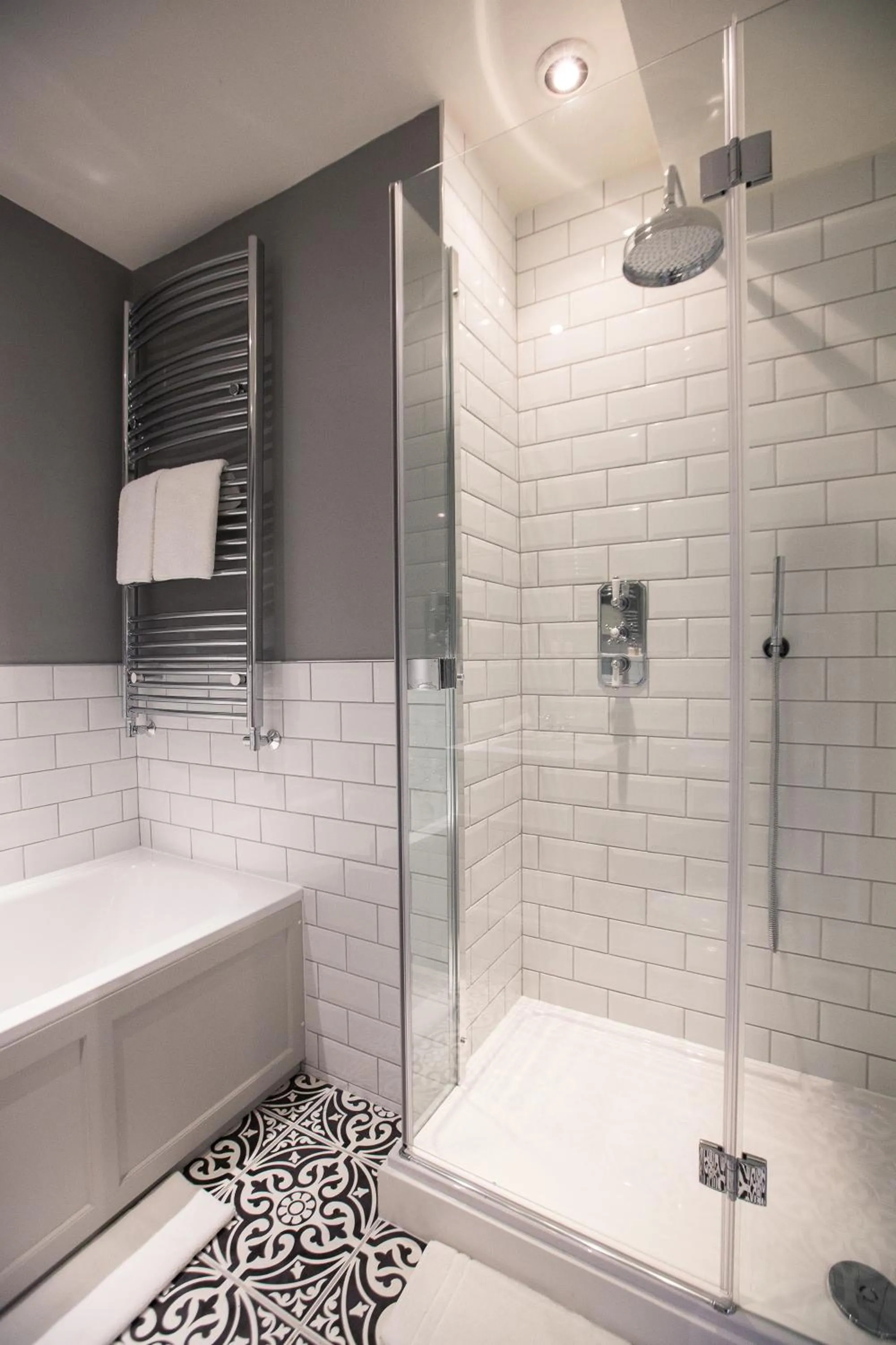 Shower in Rothay Manor Hotel