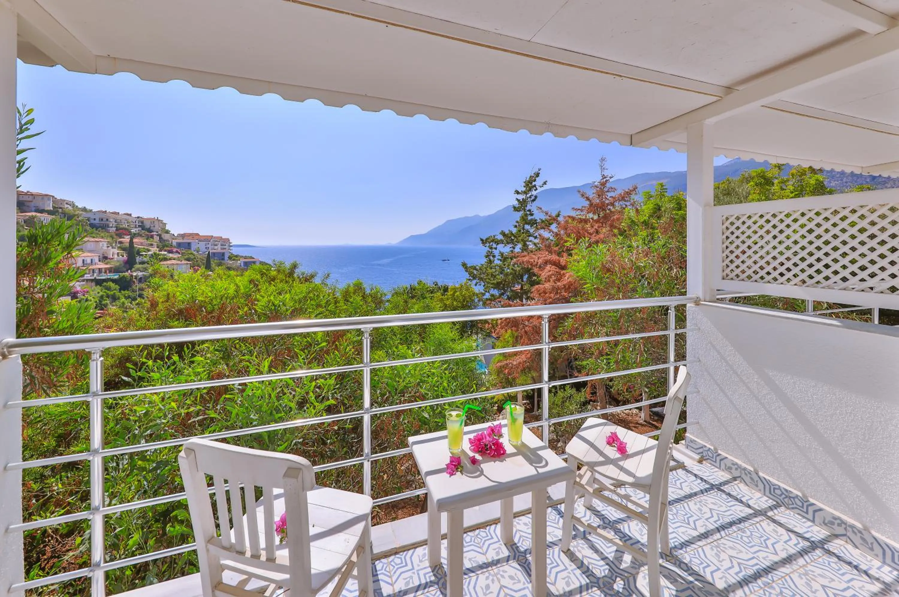 Balcony/Terrace in Arpia Hotel