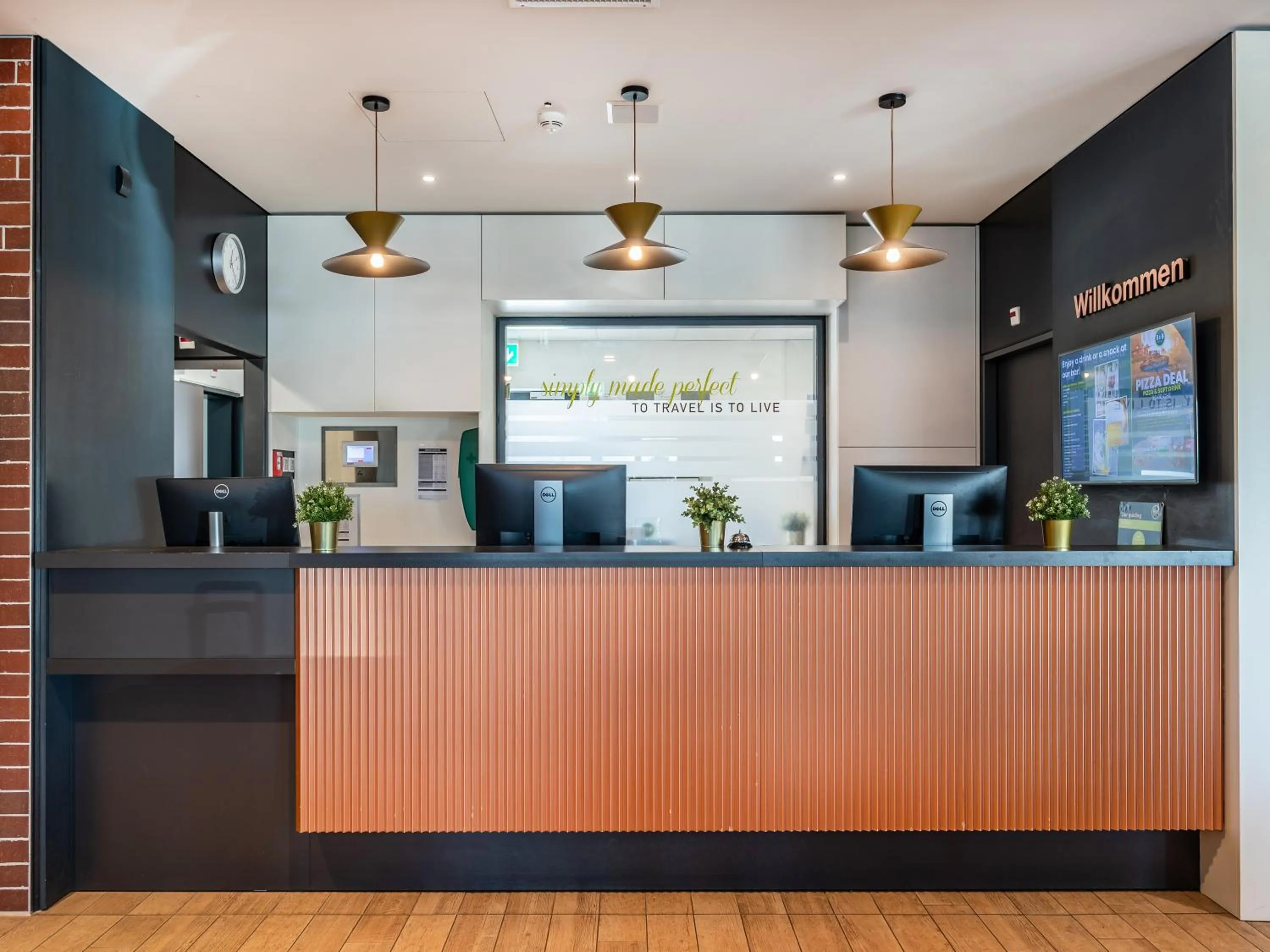 Lobby or reception in B&B HOTEL Zürich Airport