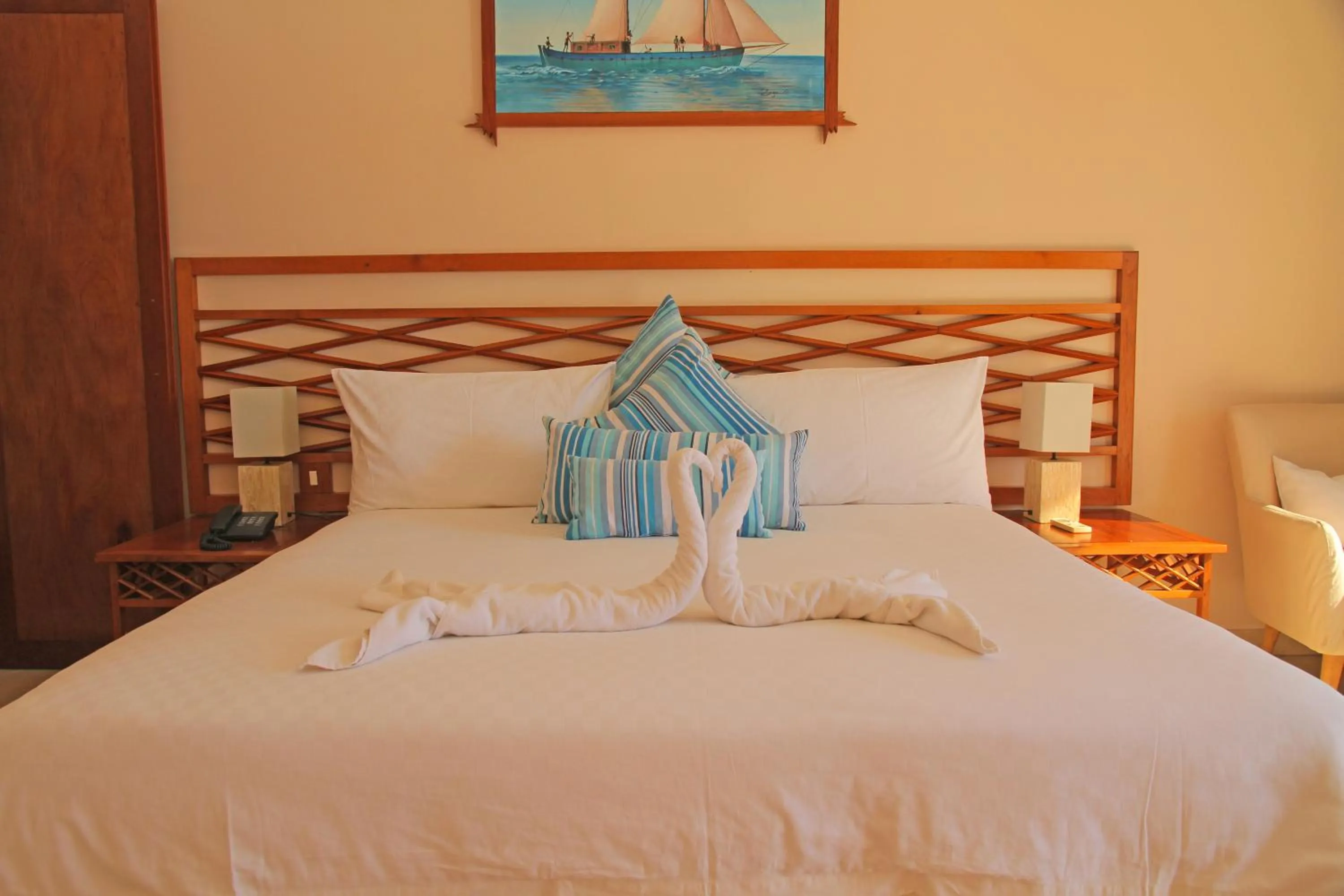 Bed in Royal Beach Hôtel