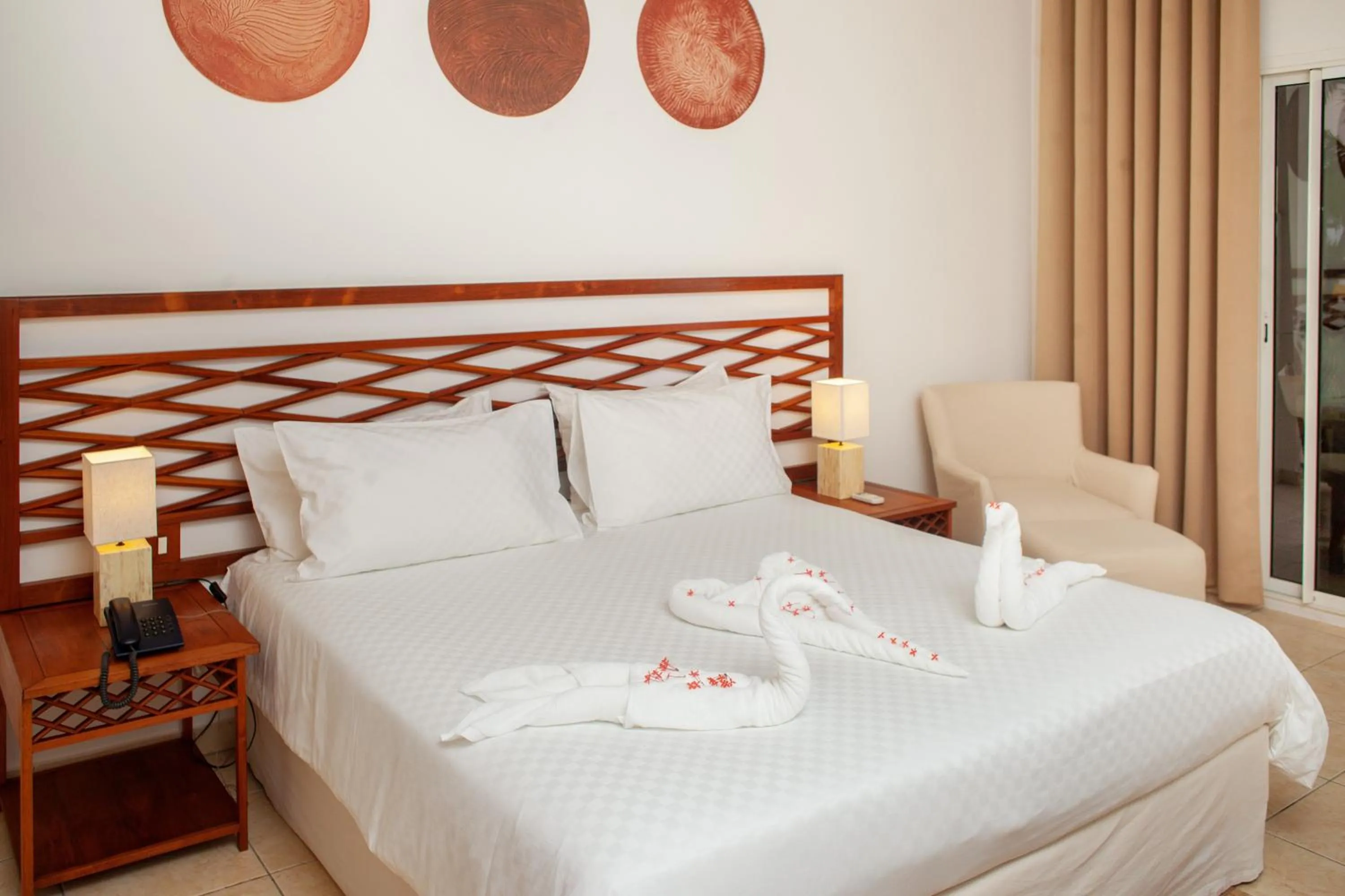 Bed in Royal Beach Hôtel