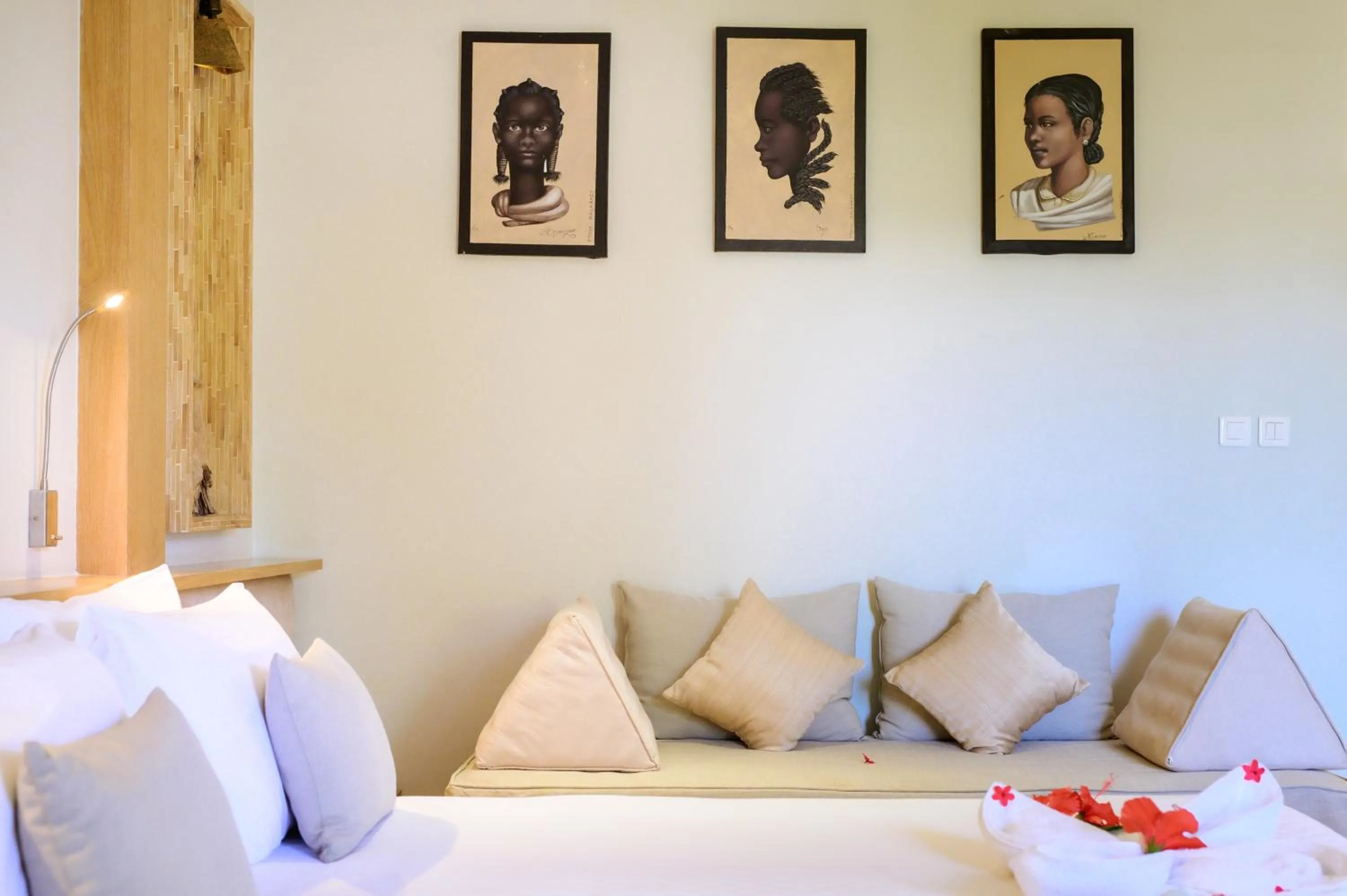 Bed in Royal Beach Hôtel