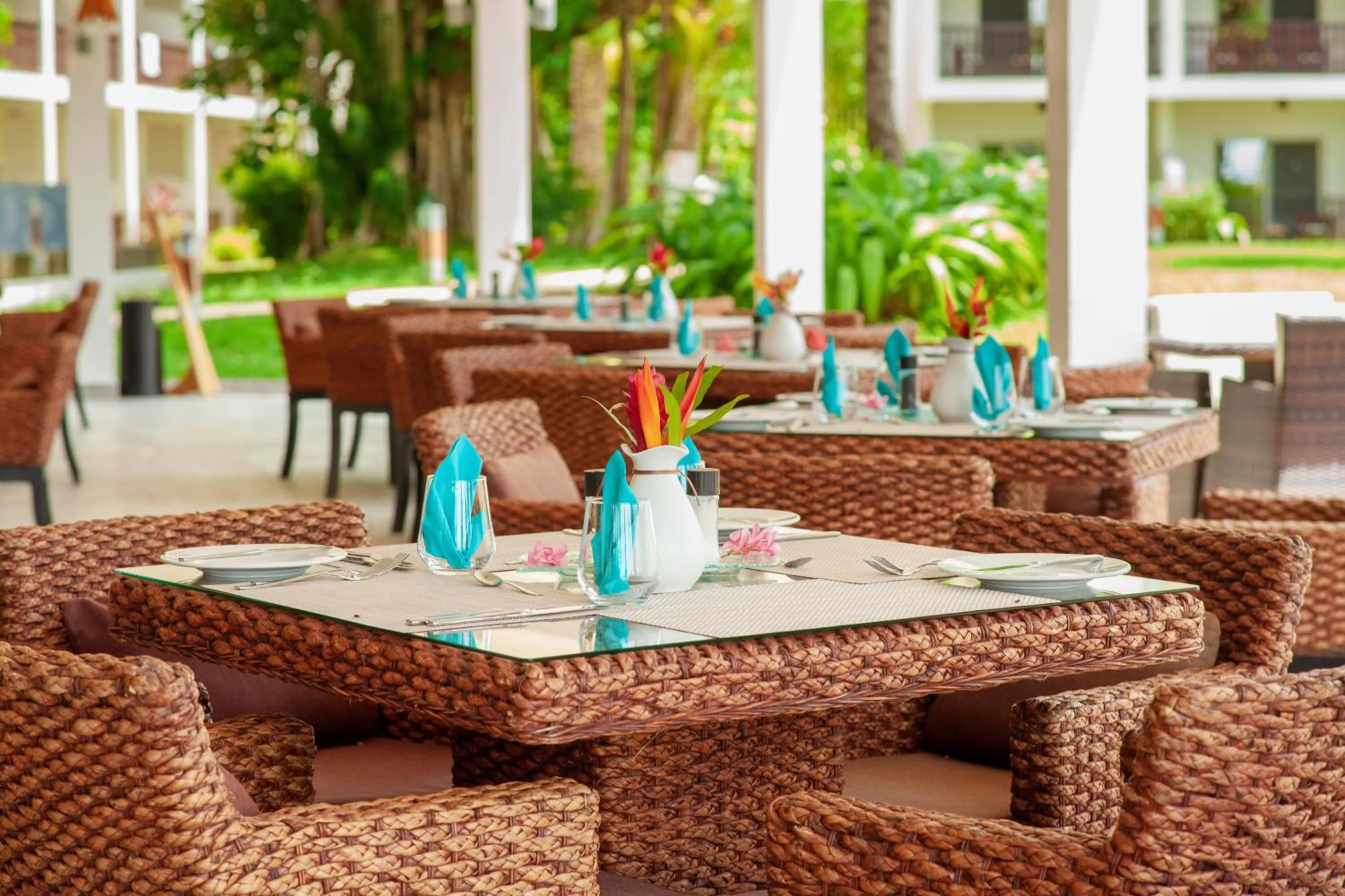 Restaurant/places to eat in Royal Beach Hôtel