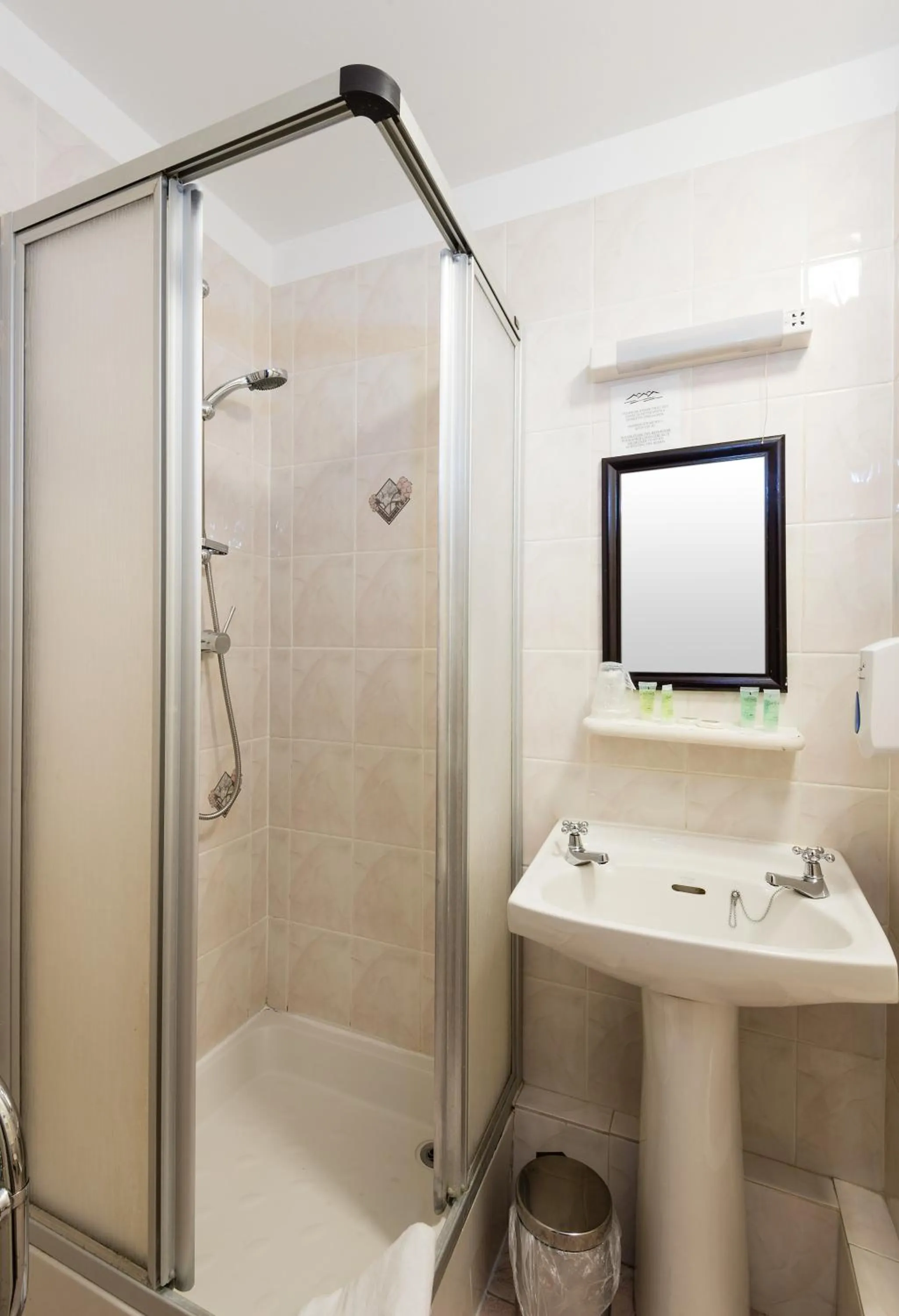 Bathroom in Killin Hotel