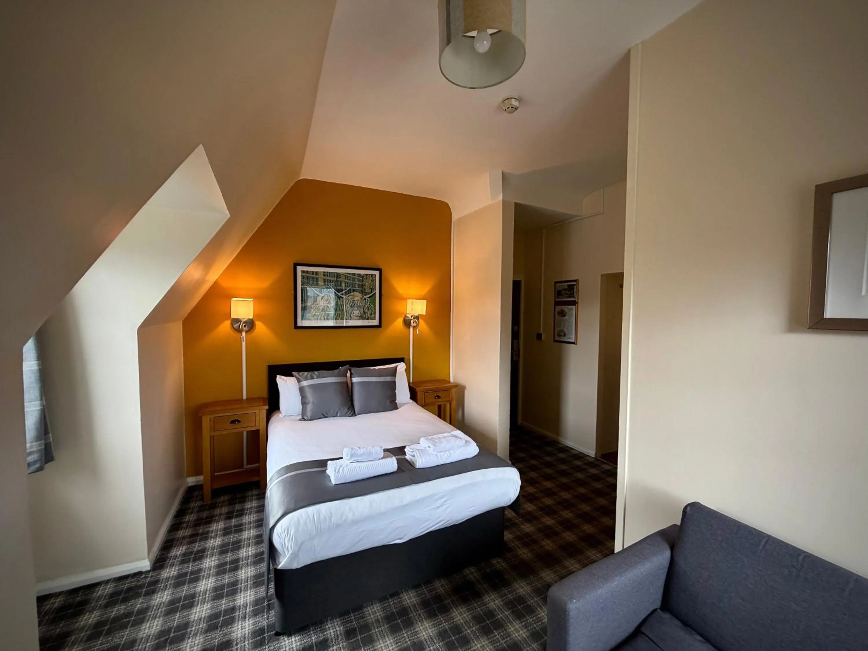 Family, Bed in Killin Hotel