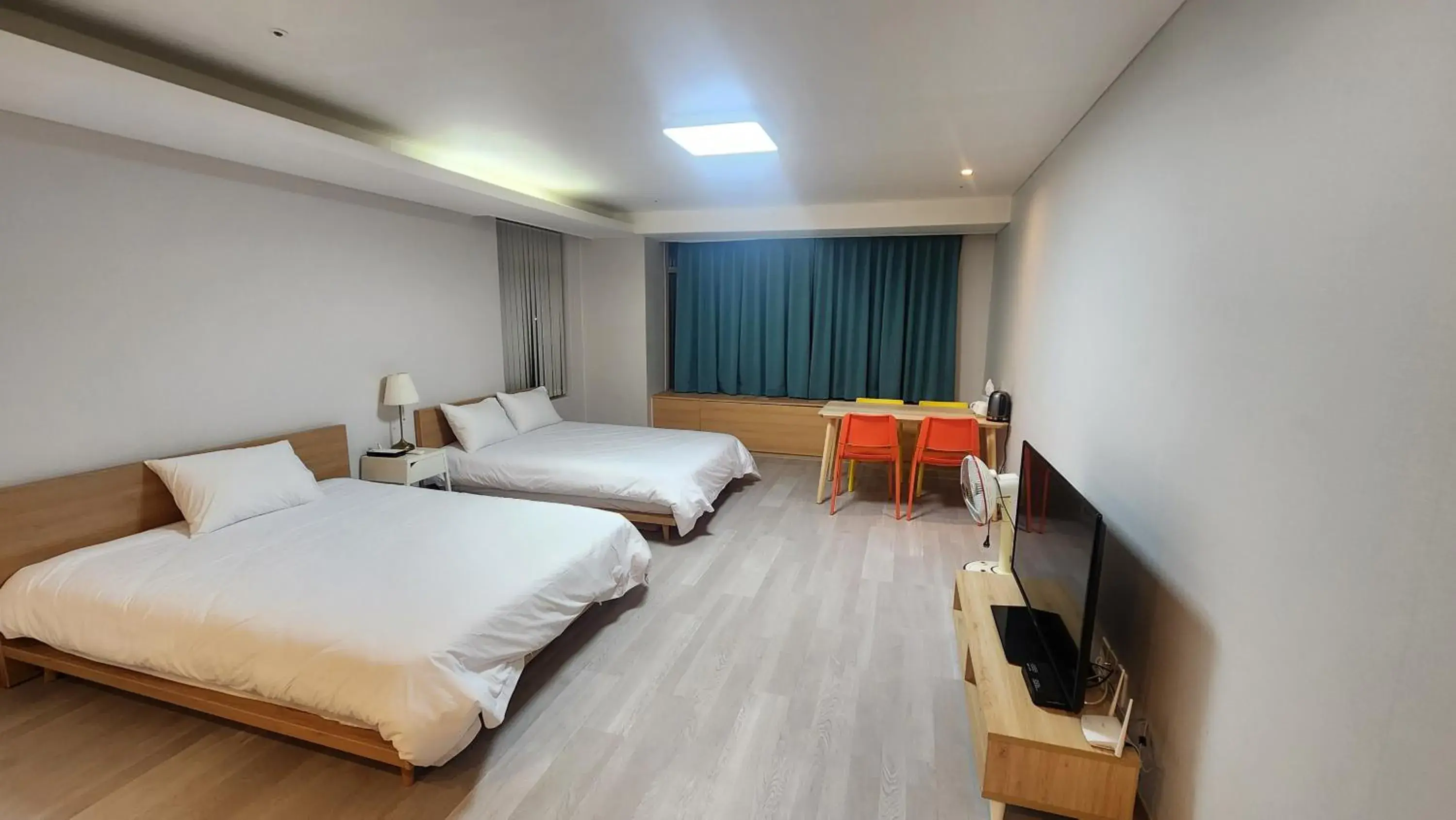 Deluxe Twin Room in Incheon Airport Guesthouse Deluxe Twin Room in Incheon Airport Guesthouse