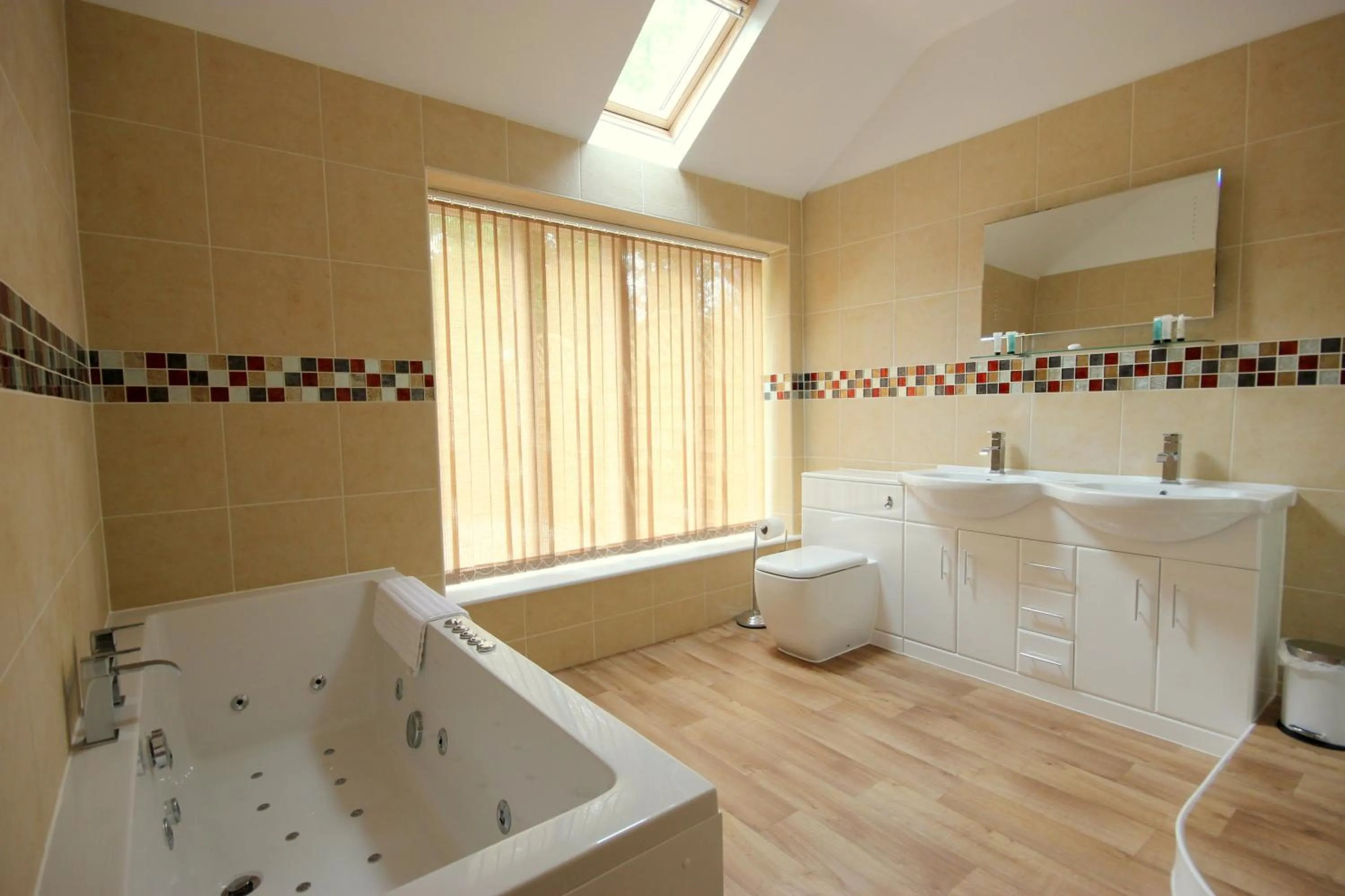 Shower in Felbrigg Lodge Bed And Breakfast