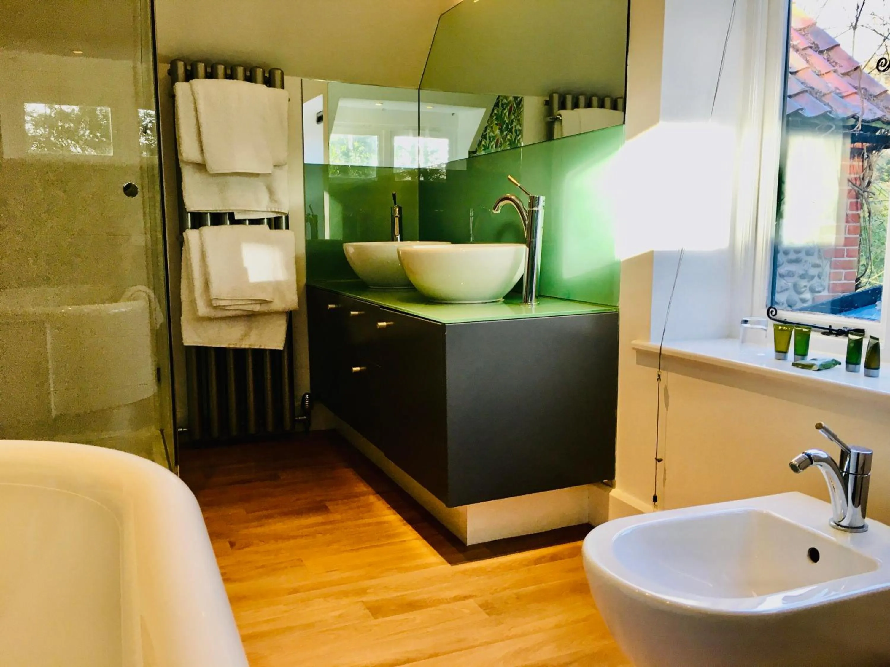 Bathroom in Felbrigg Lodge Bed And Breakfast