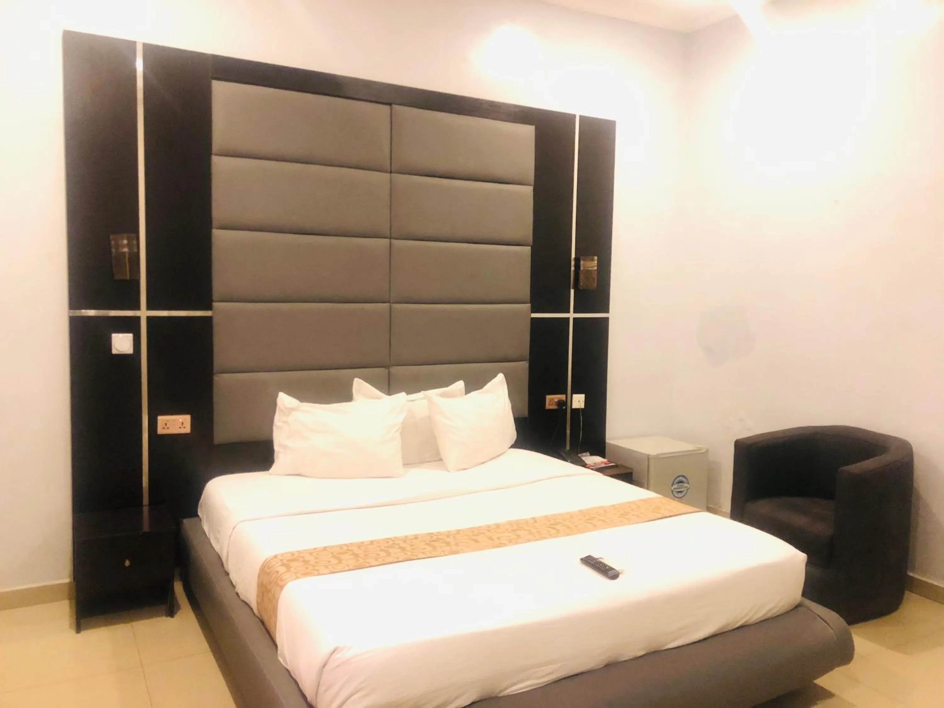 Bedroom in Mayor's & Diplomat Suite - GRA