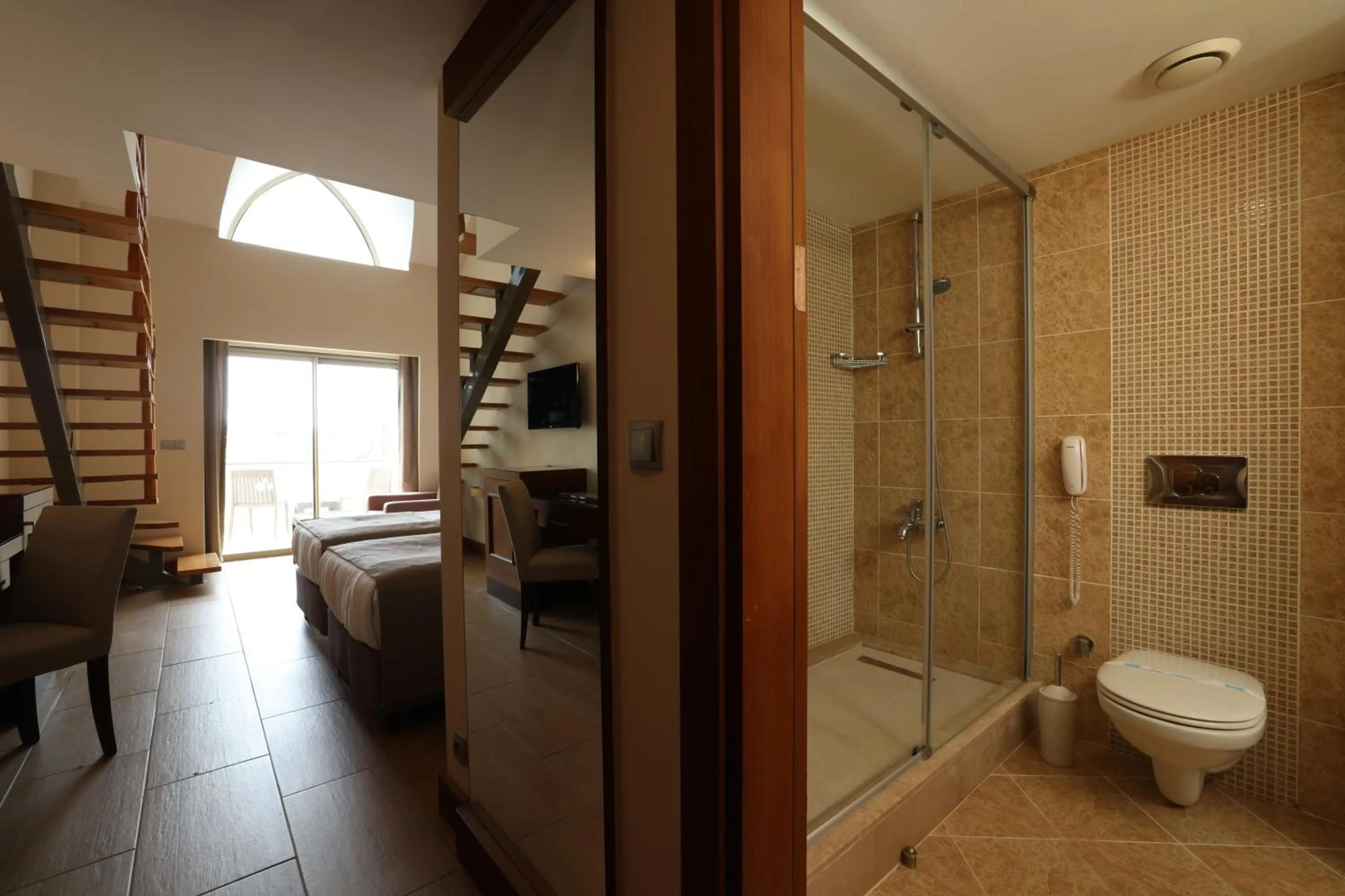 Property building in Crystal Prestige Pearl Collection