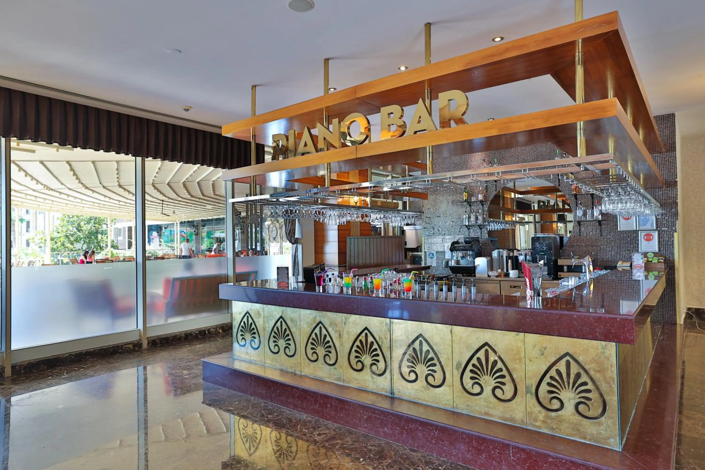 Property building in Crystal Prestige Pearl Collection