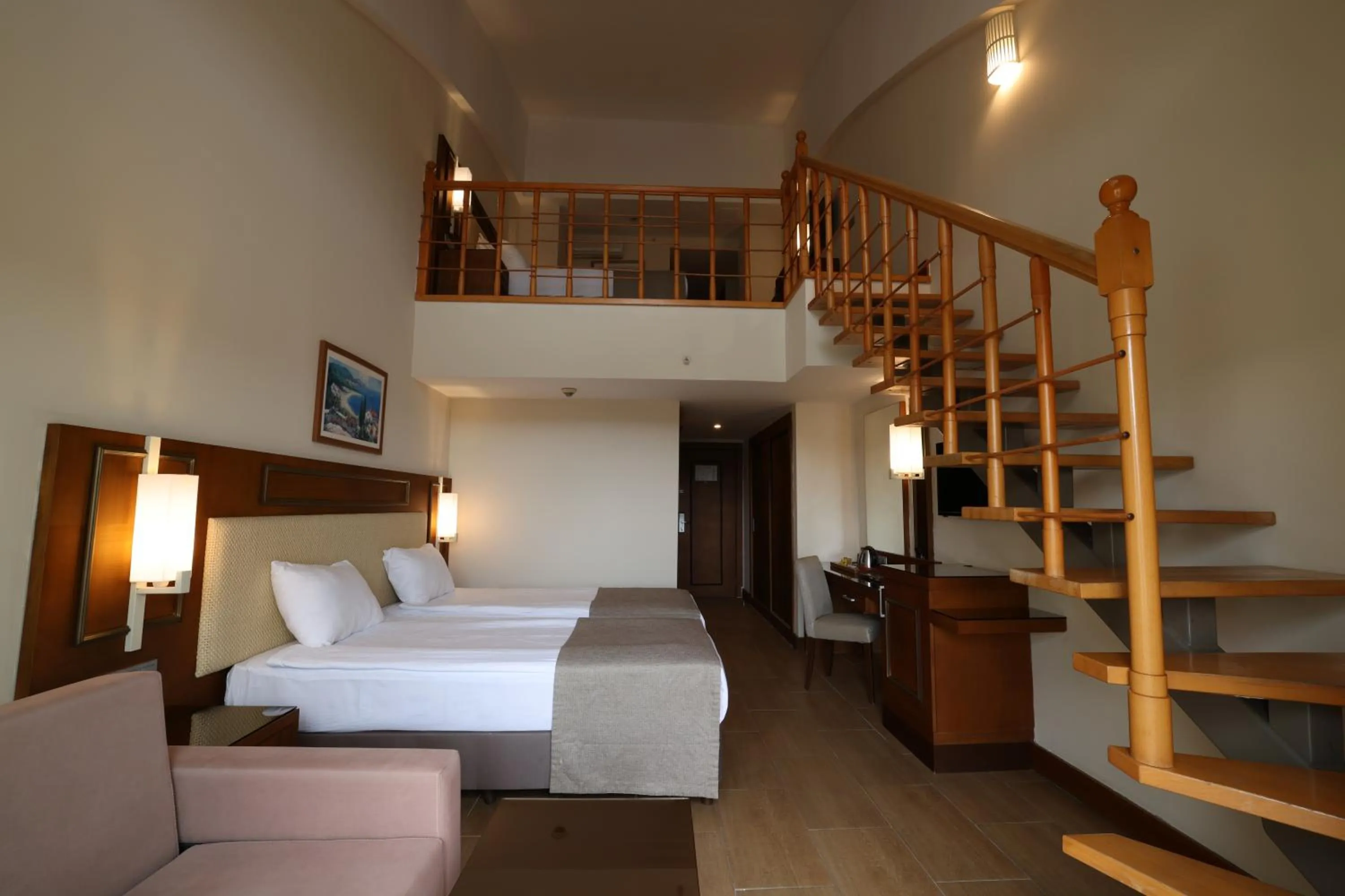 Property building, Bed in Crystal Prestige Pearl Collection