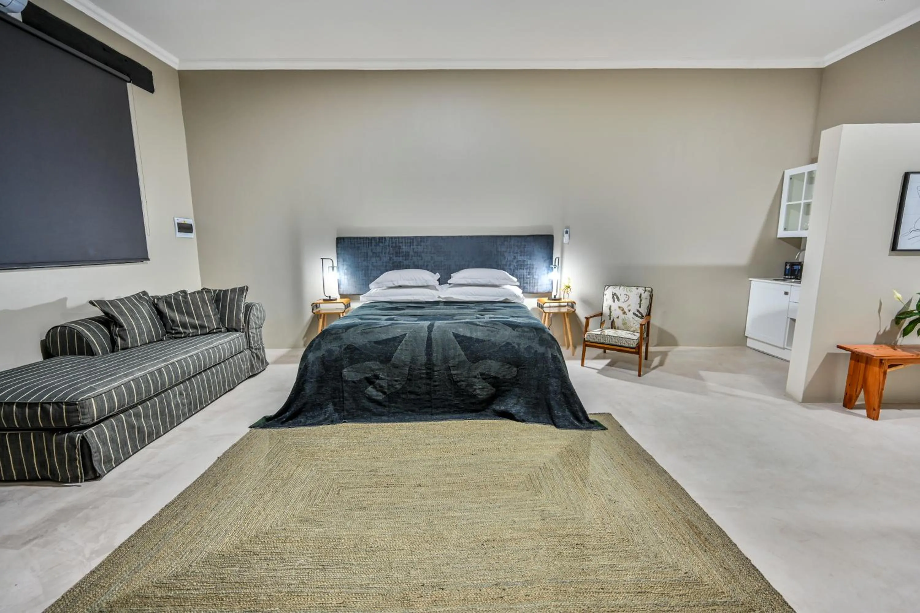 Bed in Blue Rain Guest House