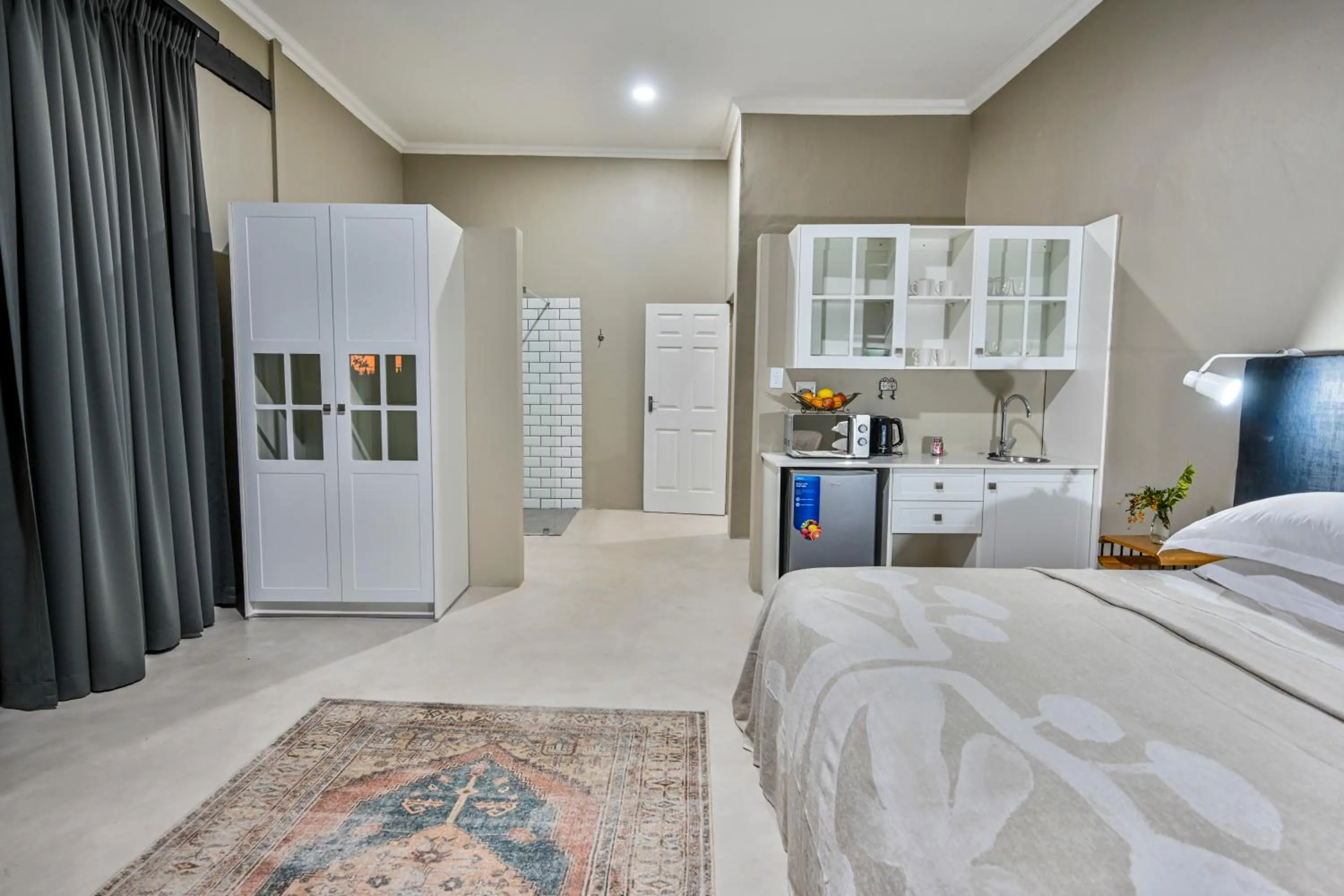 Bed in Blue Rain Guest House