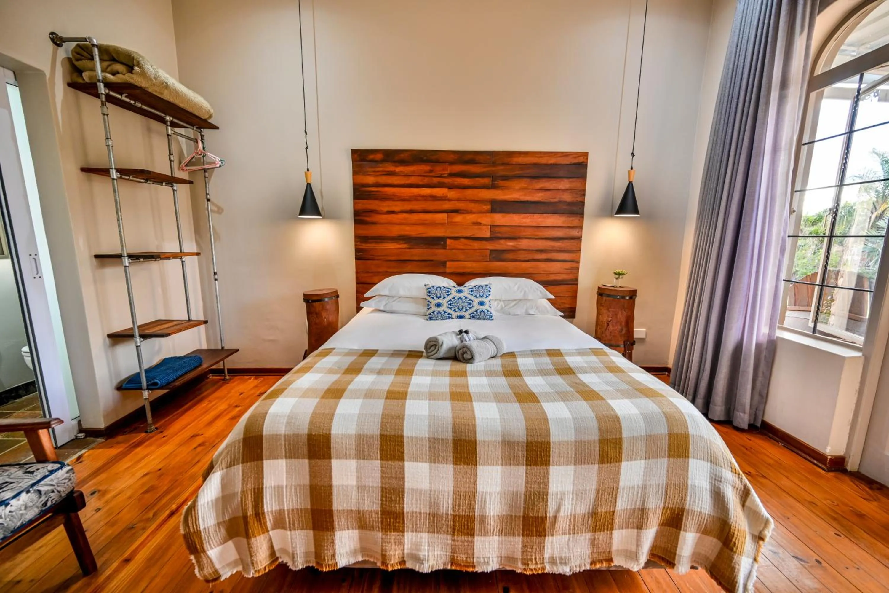 Bed in Blue Rain Guest House